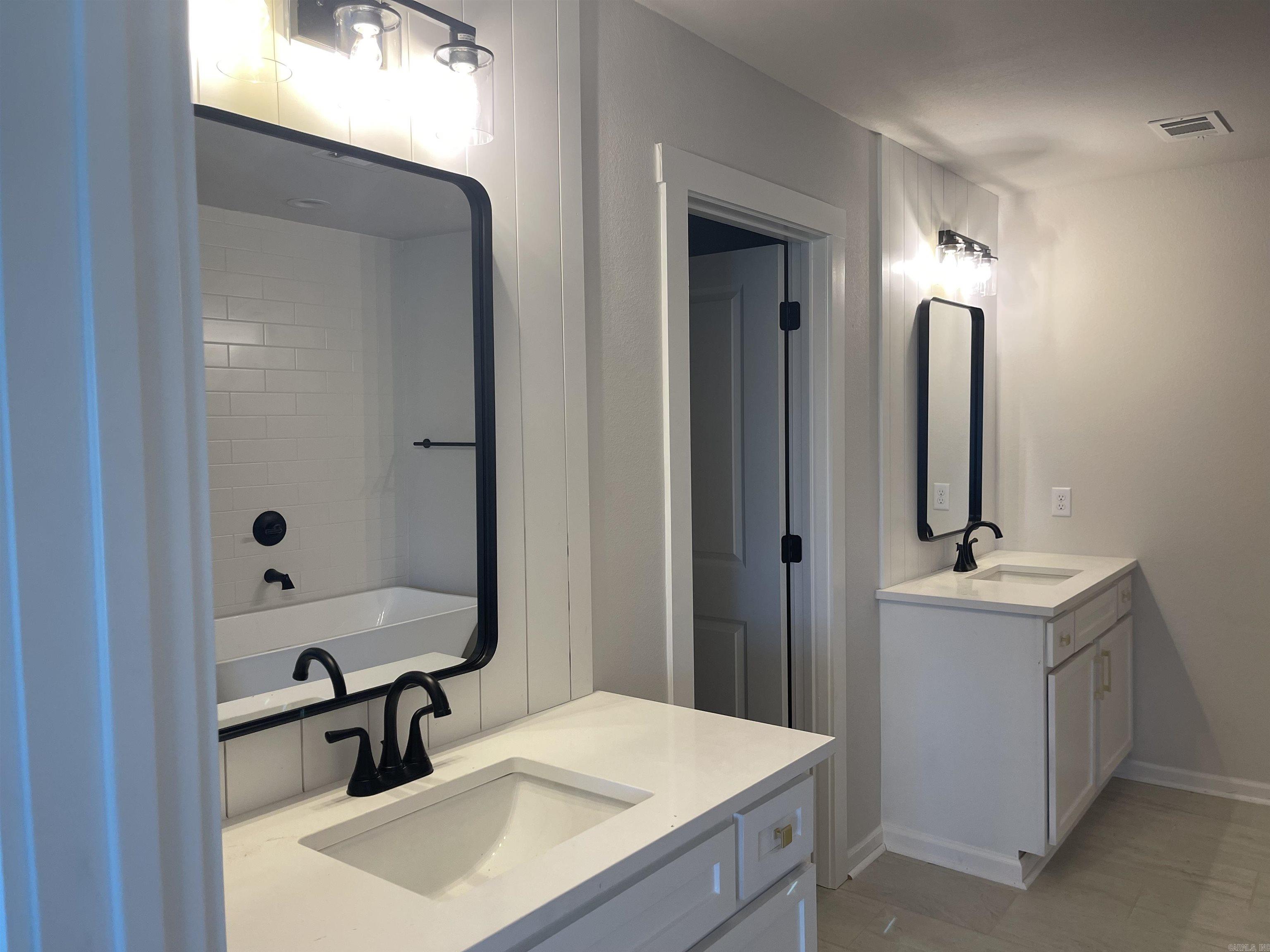 NATALIE'S PLACE - Residential