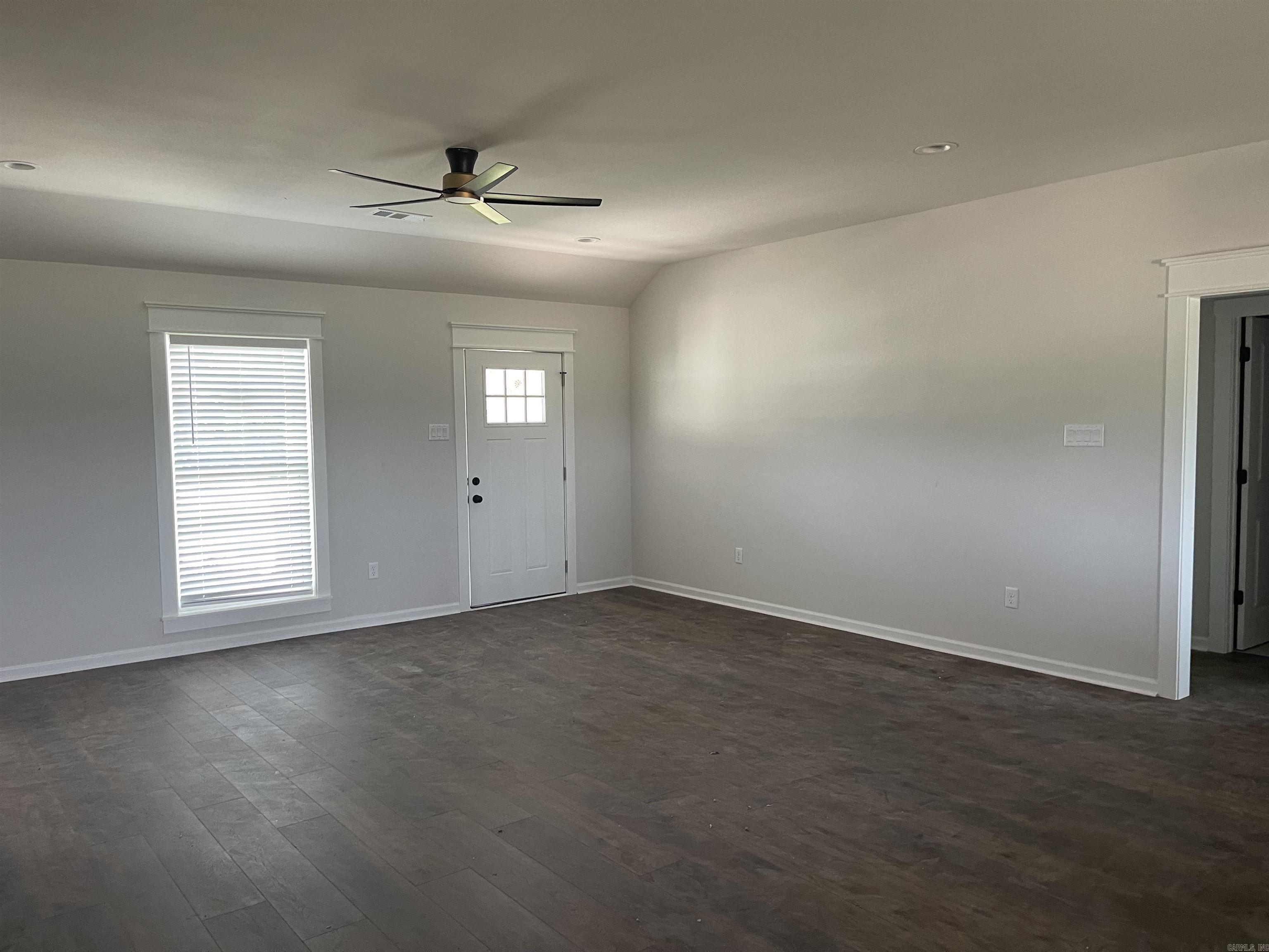 NATALIE'S PLACE - Residential