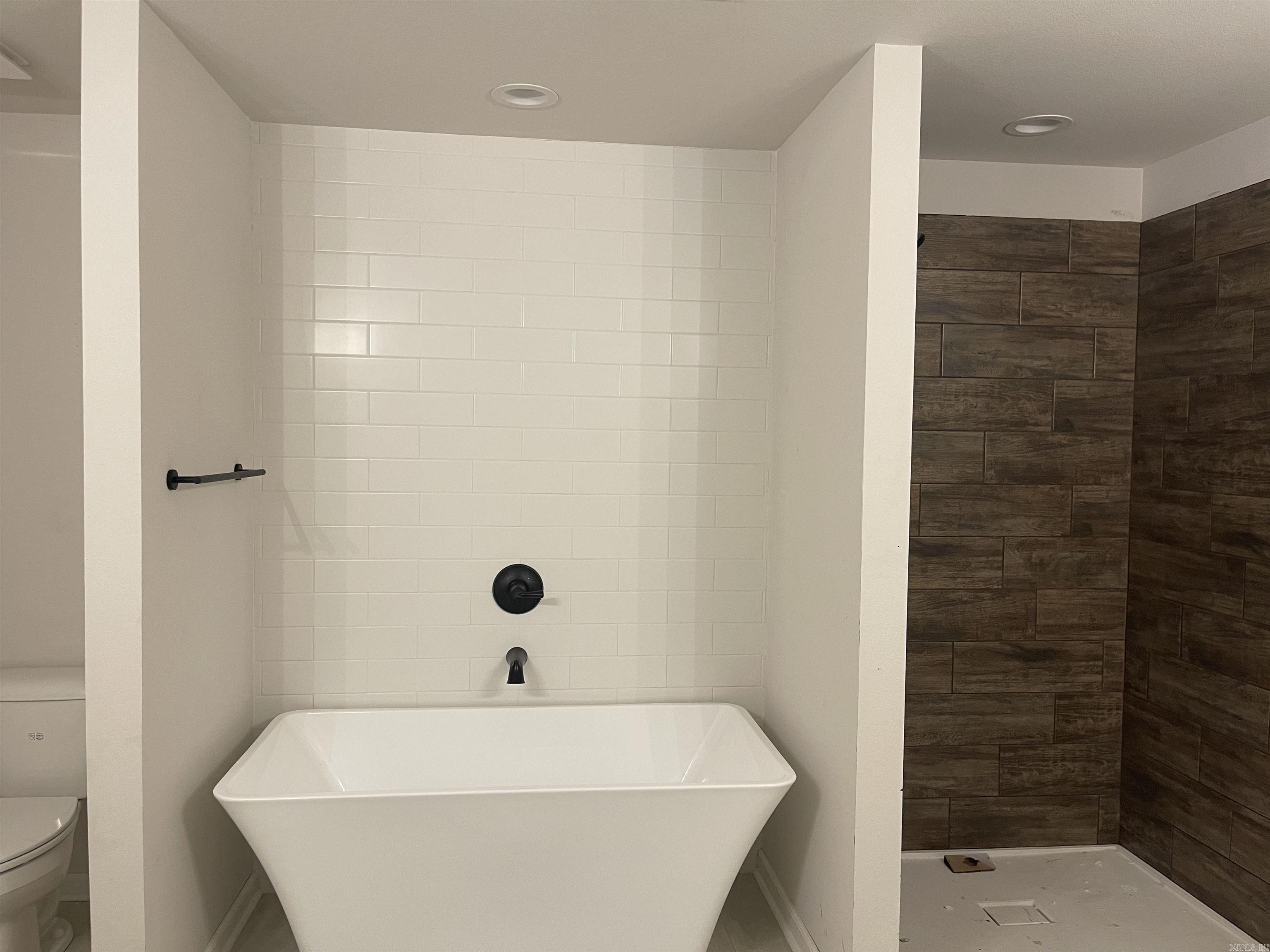 NATALIE'S PLACE - Residential