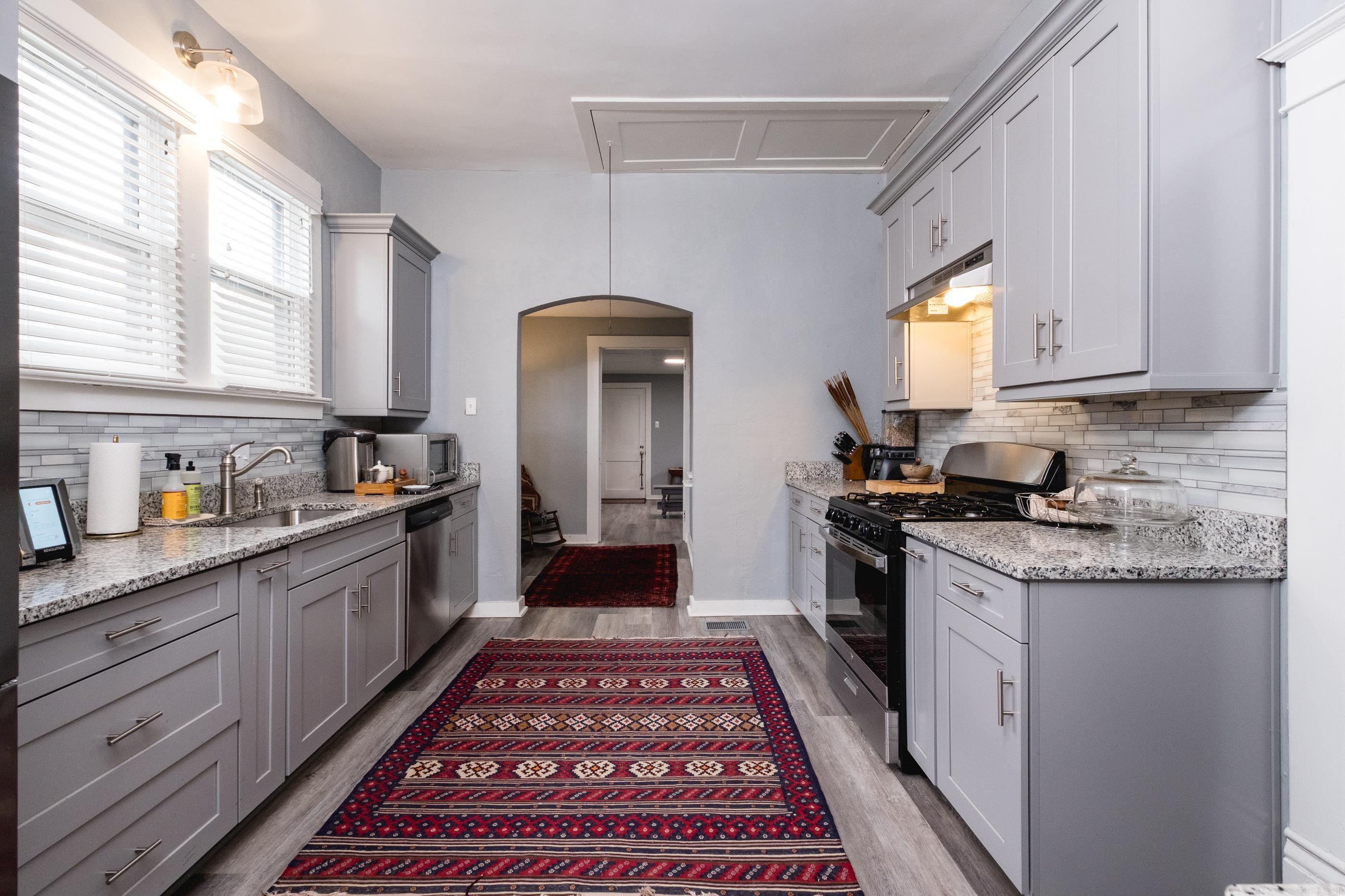 STIFFTS C S - Residential