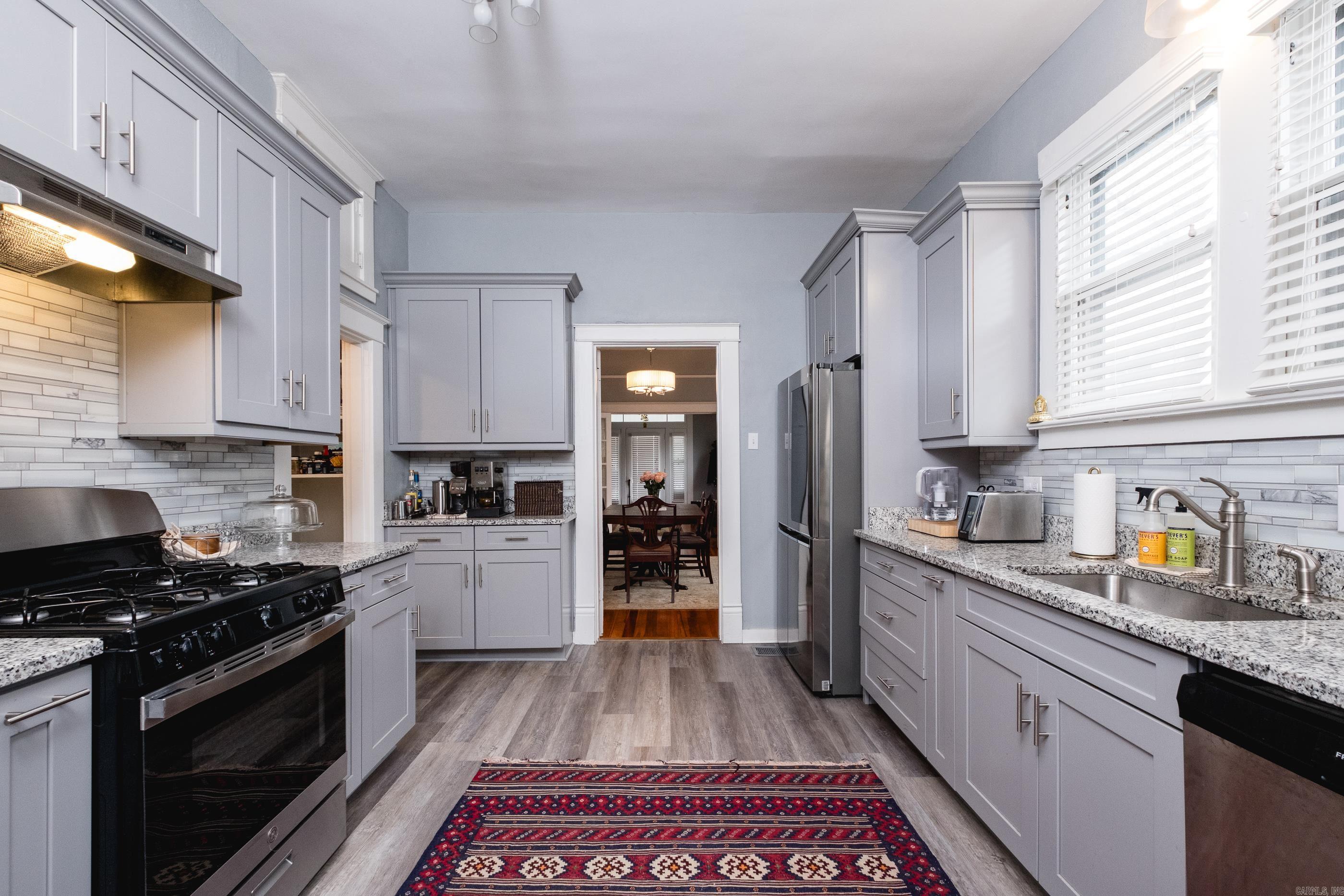 STIFFTS C S - Residential