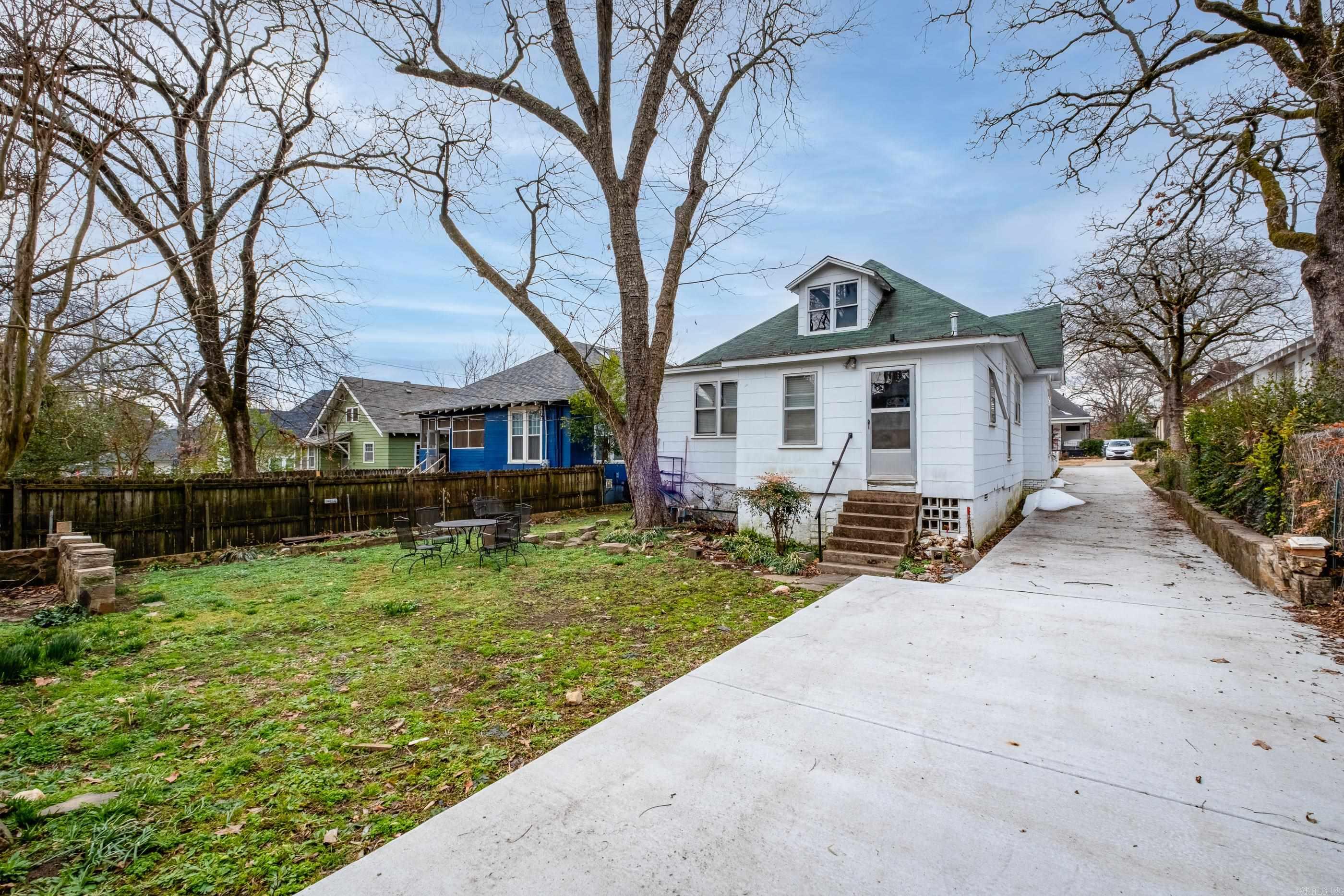 STIFFTS C S - Residential