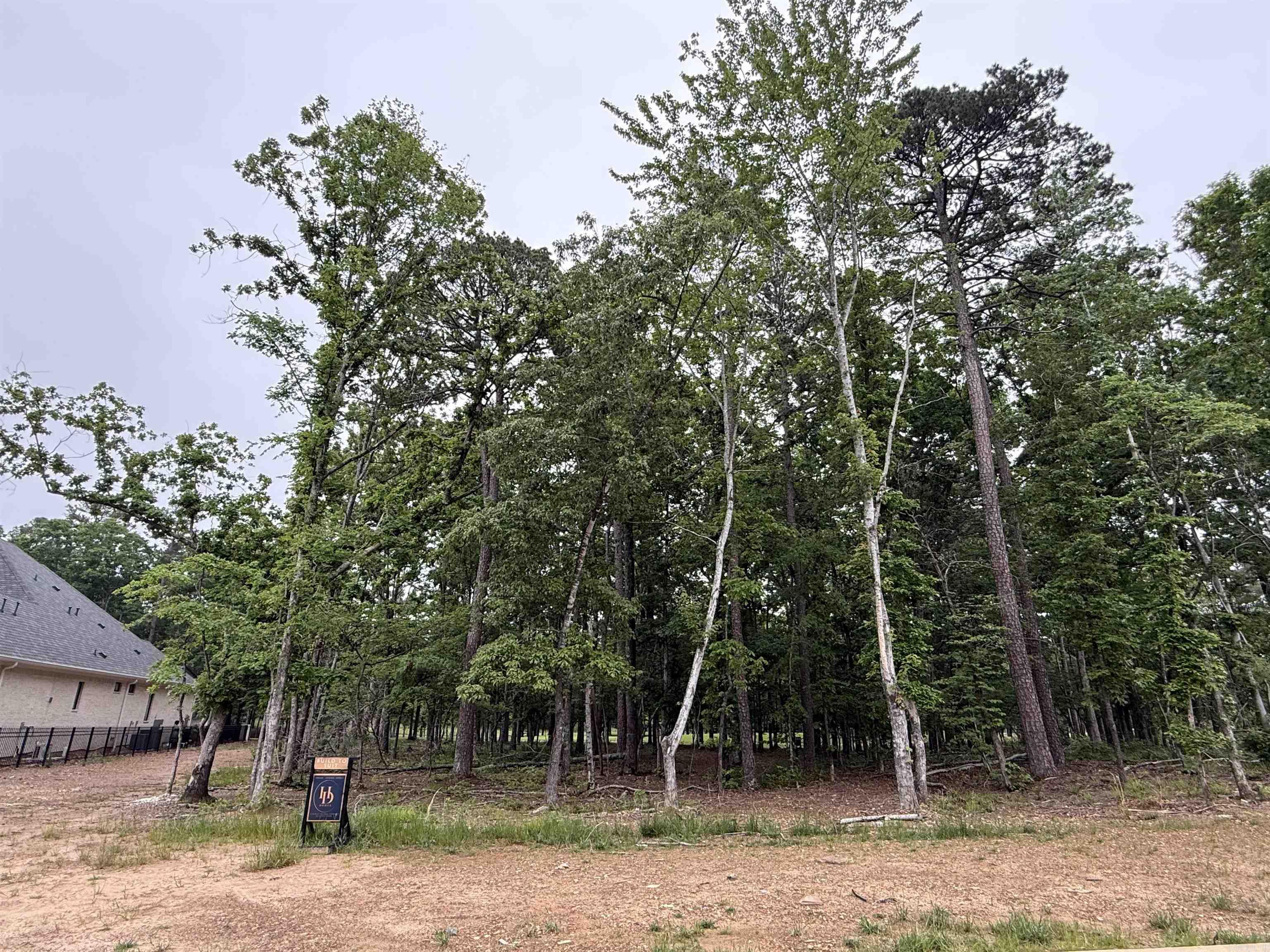 CHENAL VALLEY "MIRAMONT CIRCLE" - Land