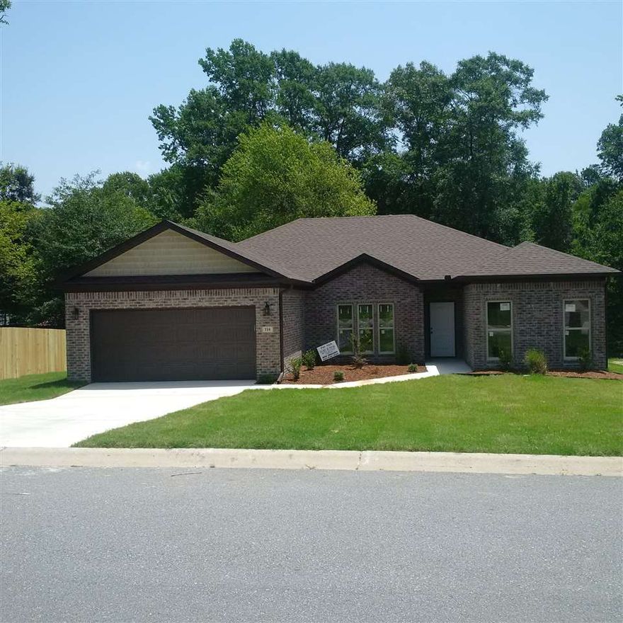 NEW CONSTRUCTION, 9ft ceilings, CROWN, GRANITE, Tiled wet areas, Stainless Steel Appliances, Brick front, So many windows, on an incredible floor plan! 4th bedroom could double as an office with hard surface flooring. We have built this floor plan before and it doesn't stay on the market long!