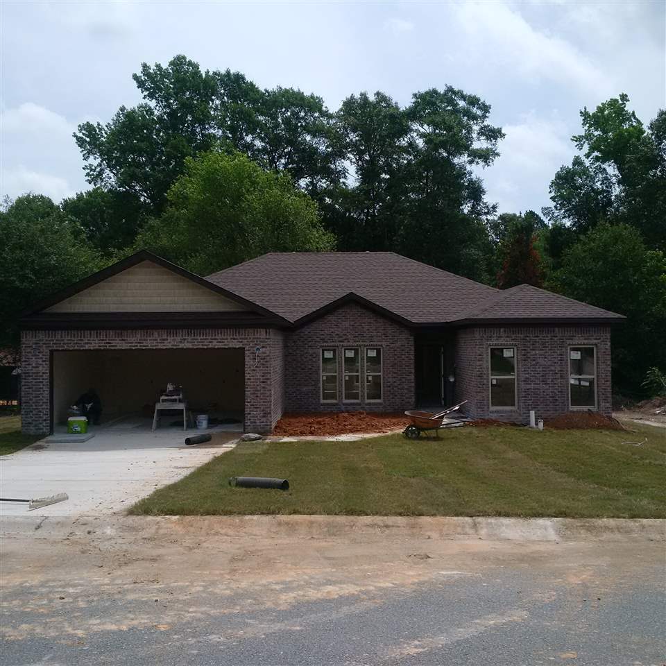 LEXINGTON PARK - Residential