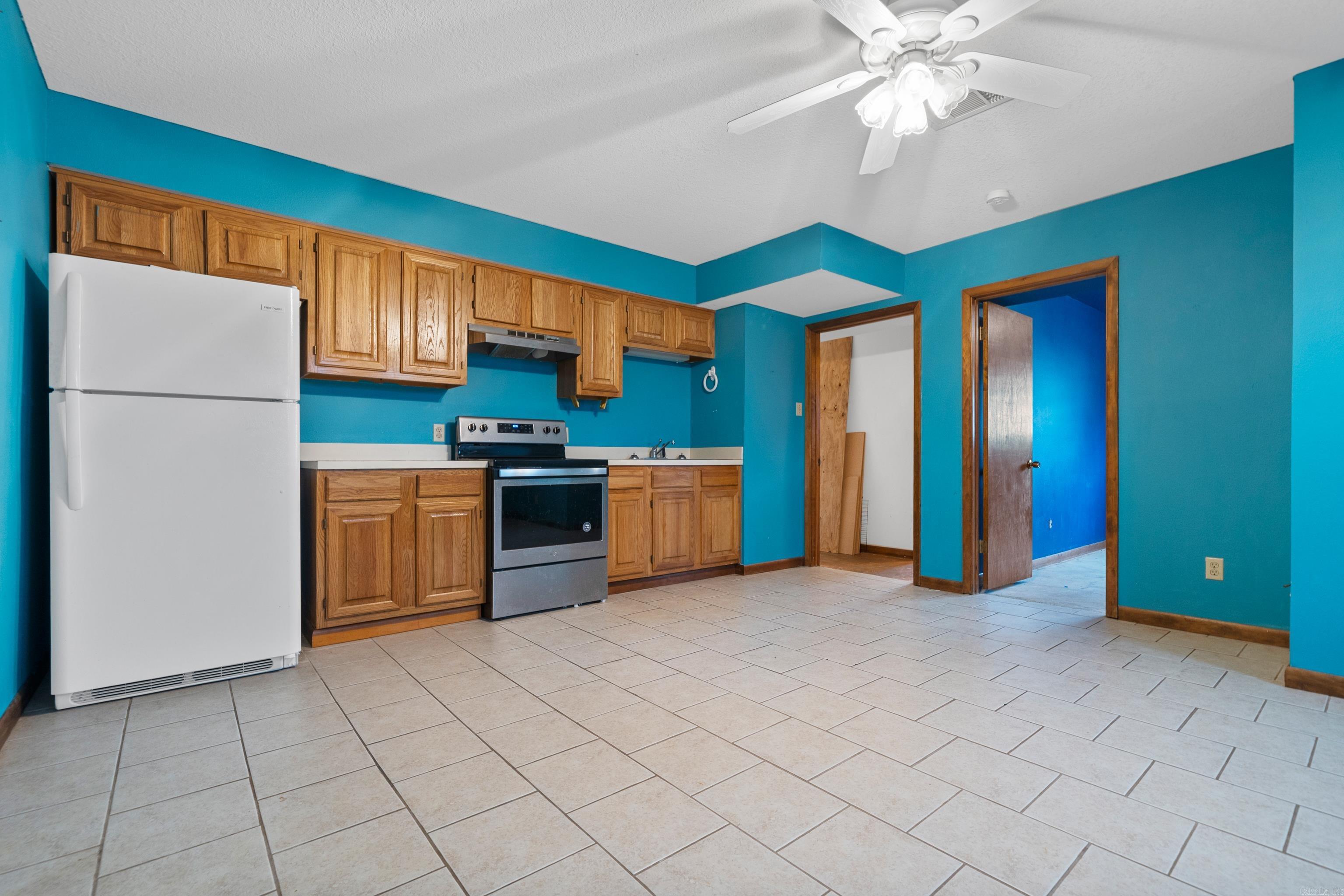 Hot Springs - Residential