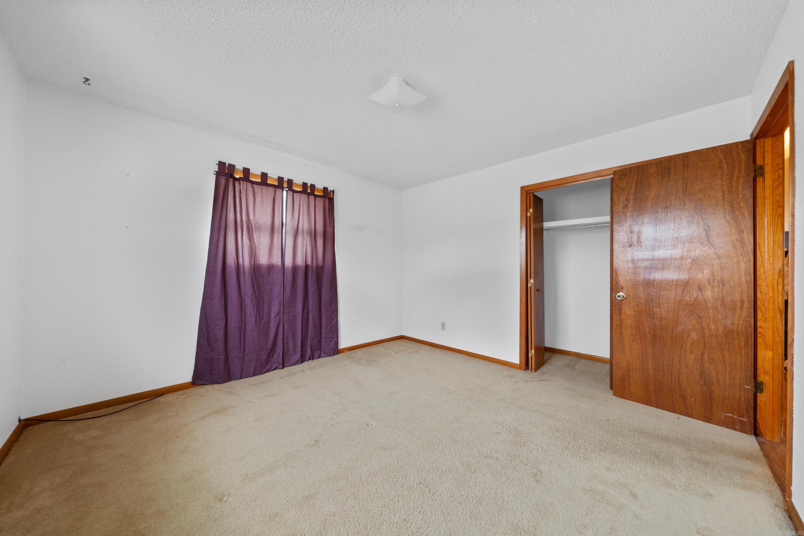 Hot Springs - Residential