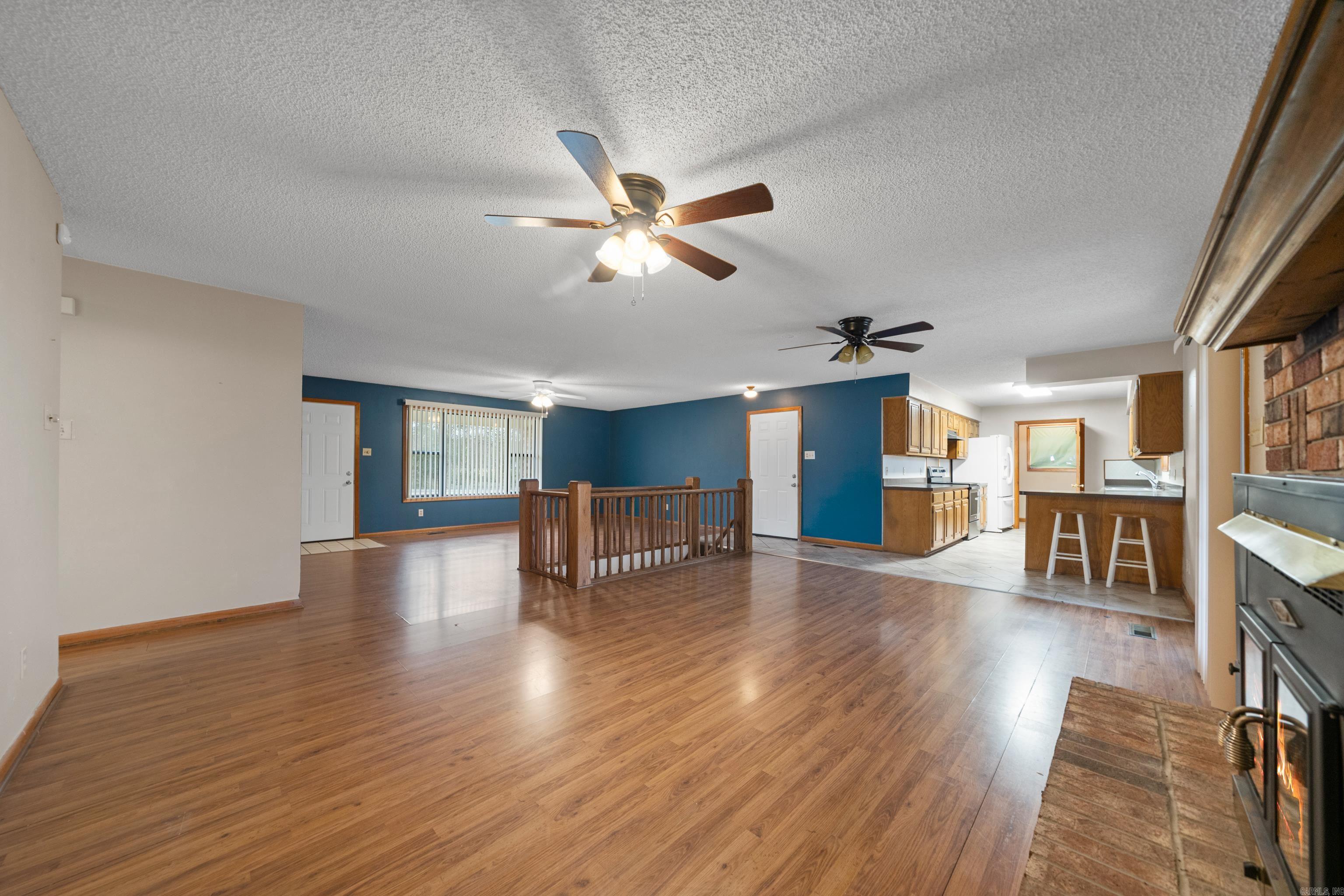 Hot Springs - Residential