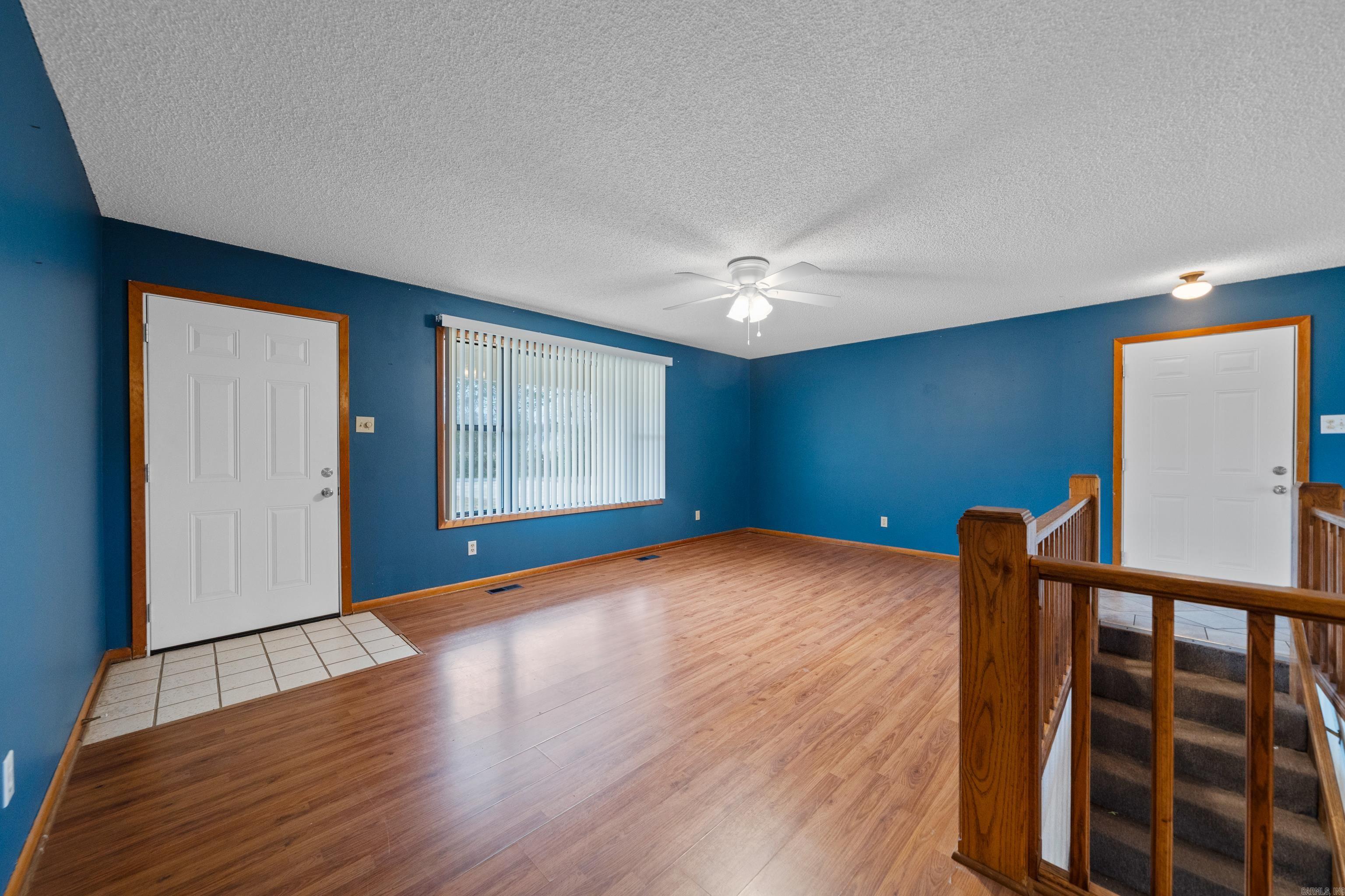 Hot Springs - Residential