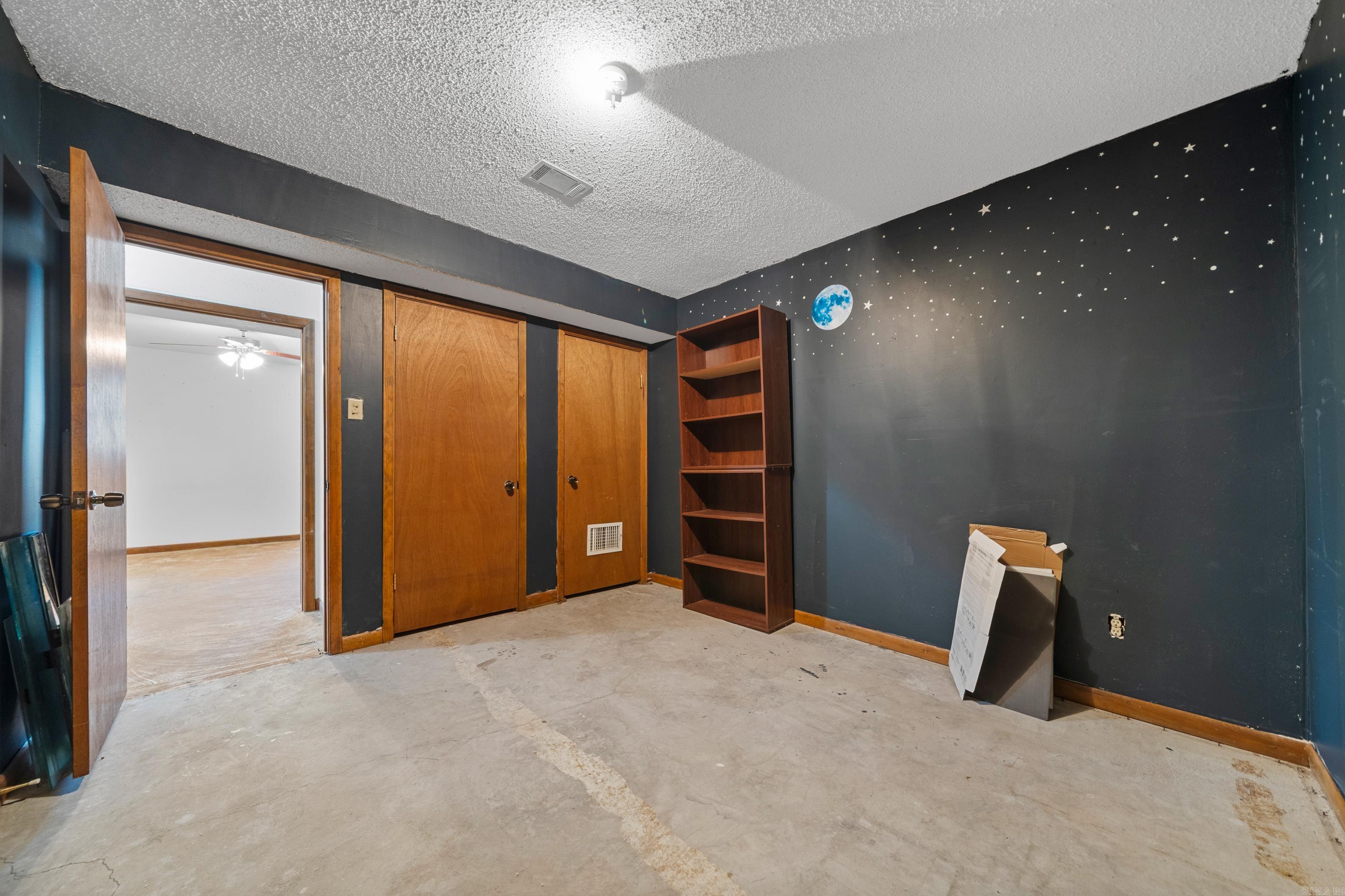 Hot Springs - Residential