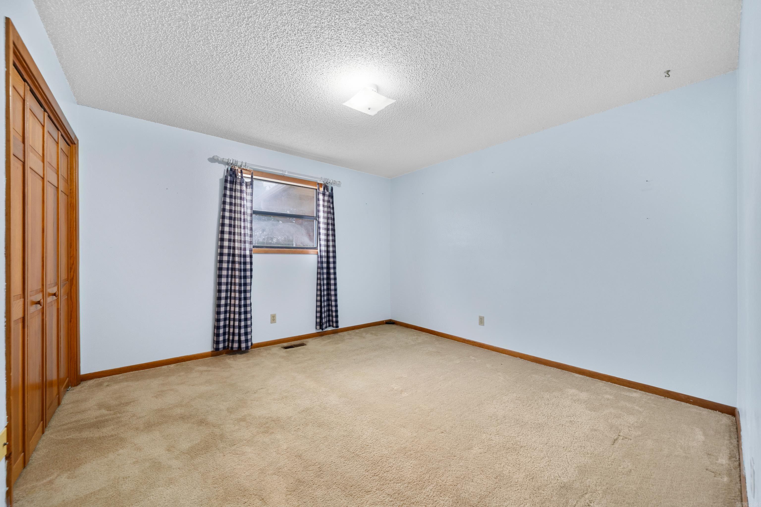 Hot Springs - Residential