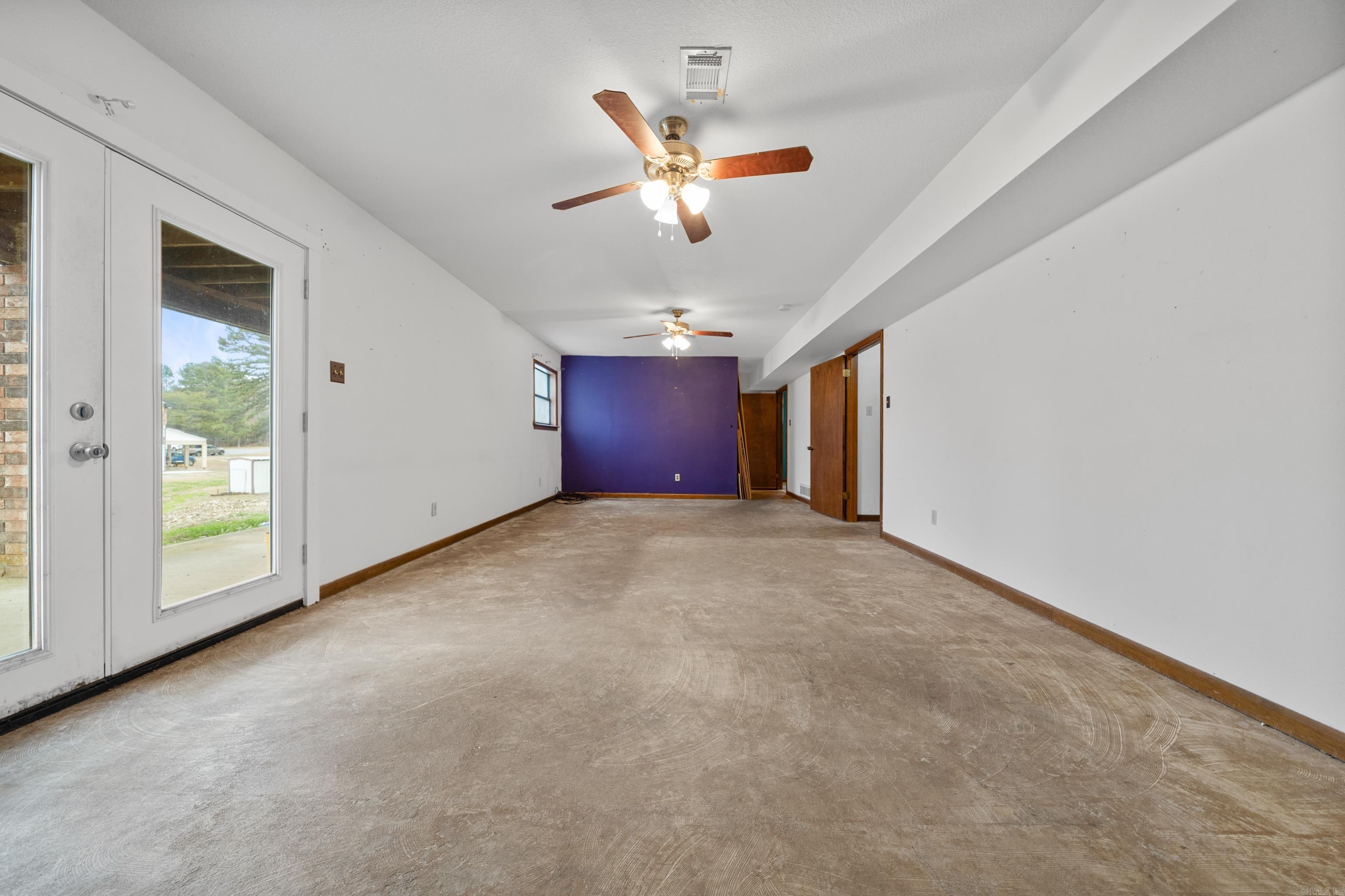 Hot Springs - Residential