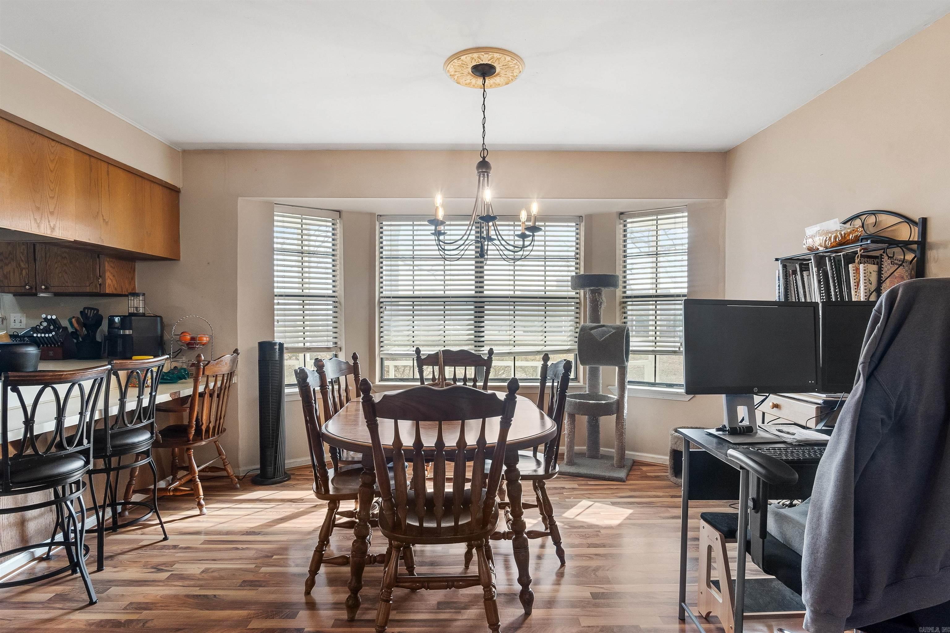 CINNAMON ACRES - Residential