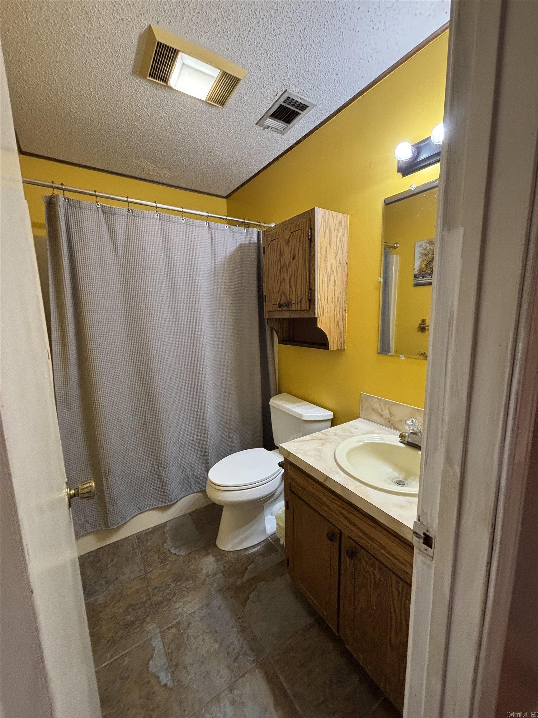 CINNAMON ACRES - Residential