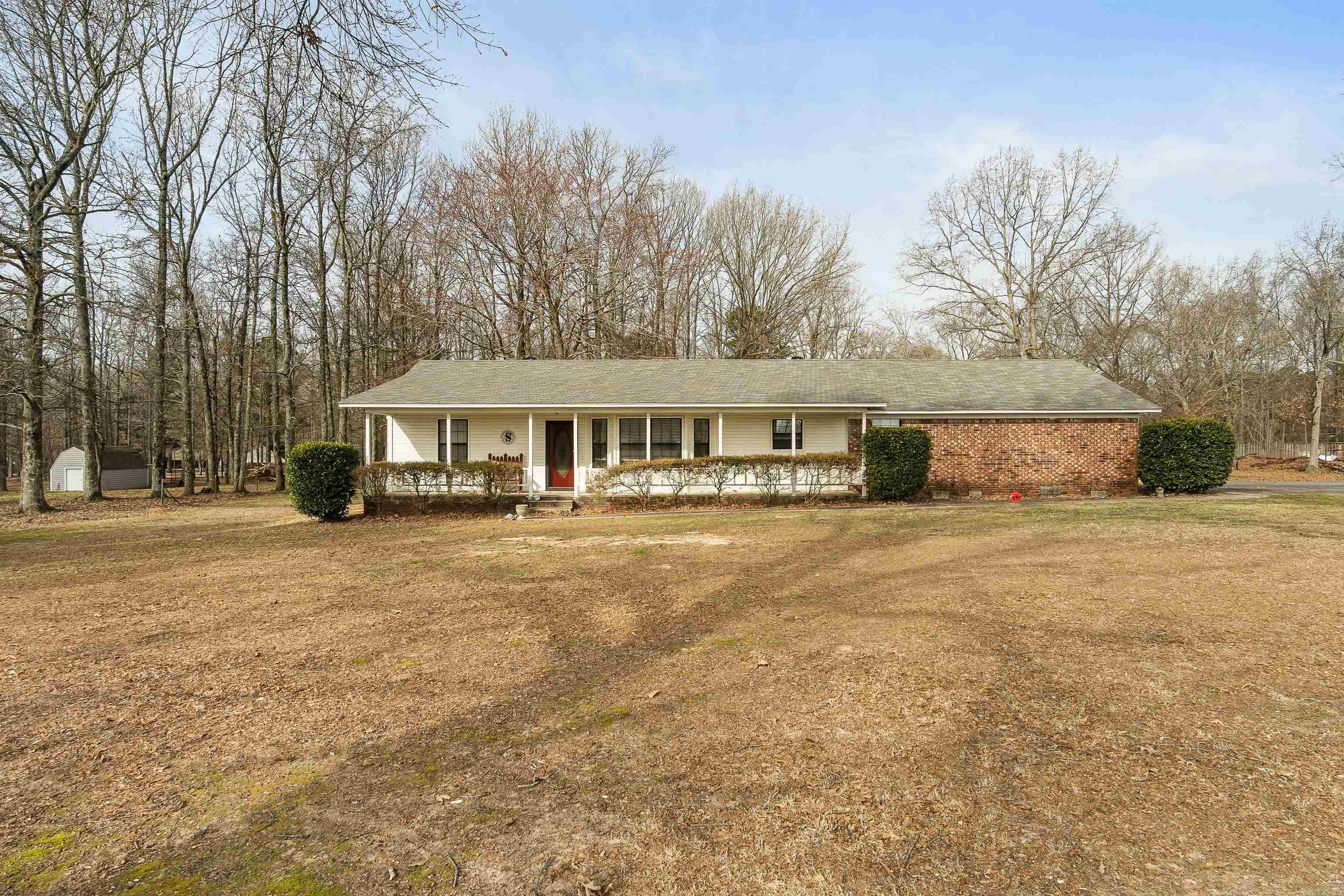 CINNAMON ACRES - Residential