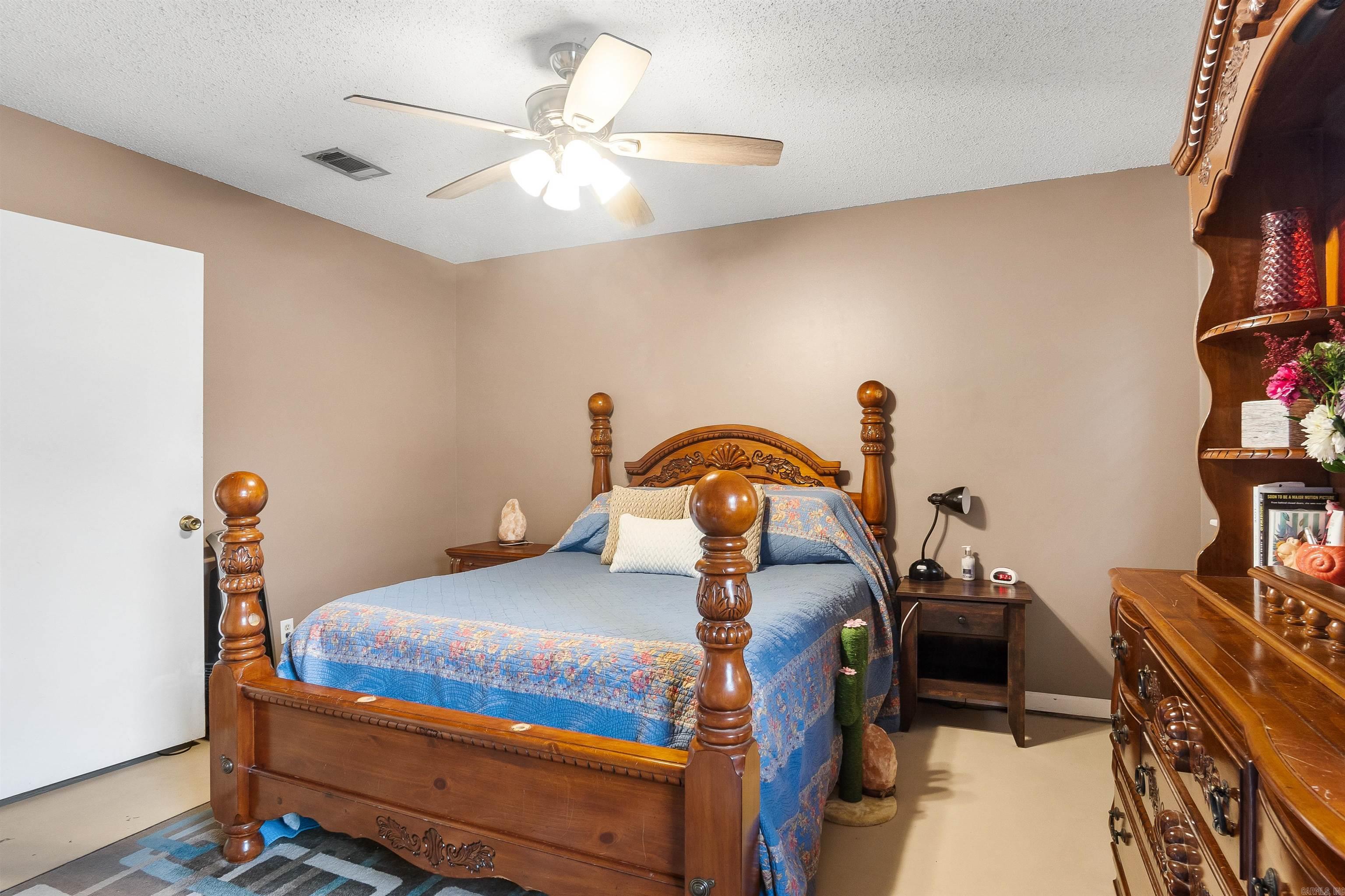 CINNAMON ACRES - Residential