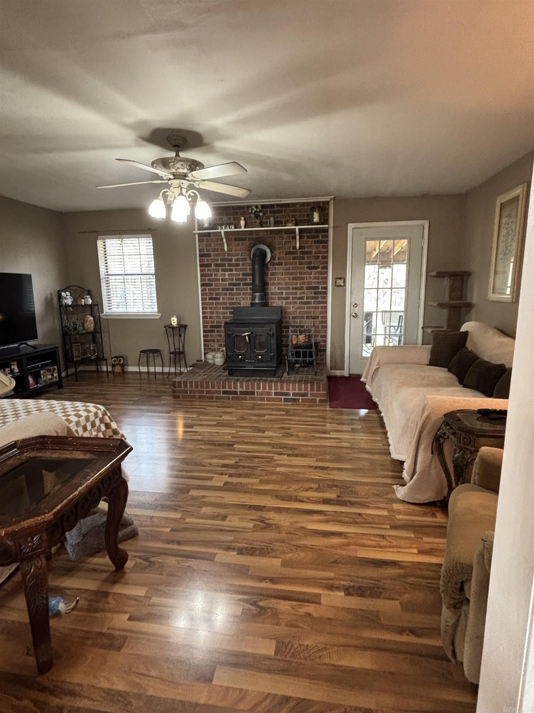 CINNAMON ACRES - Residential