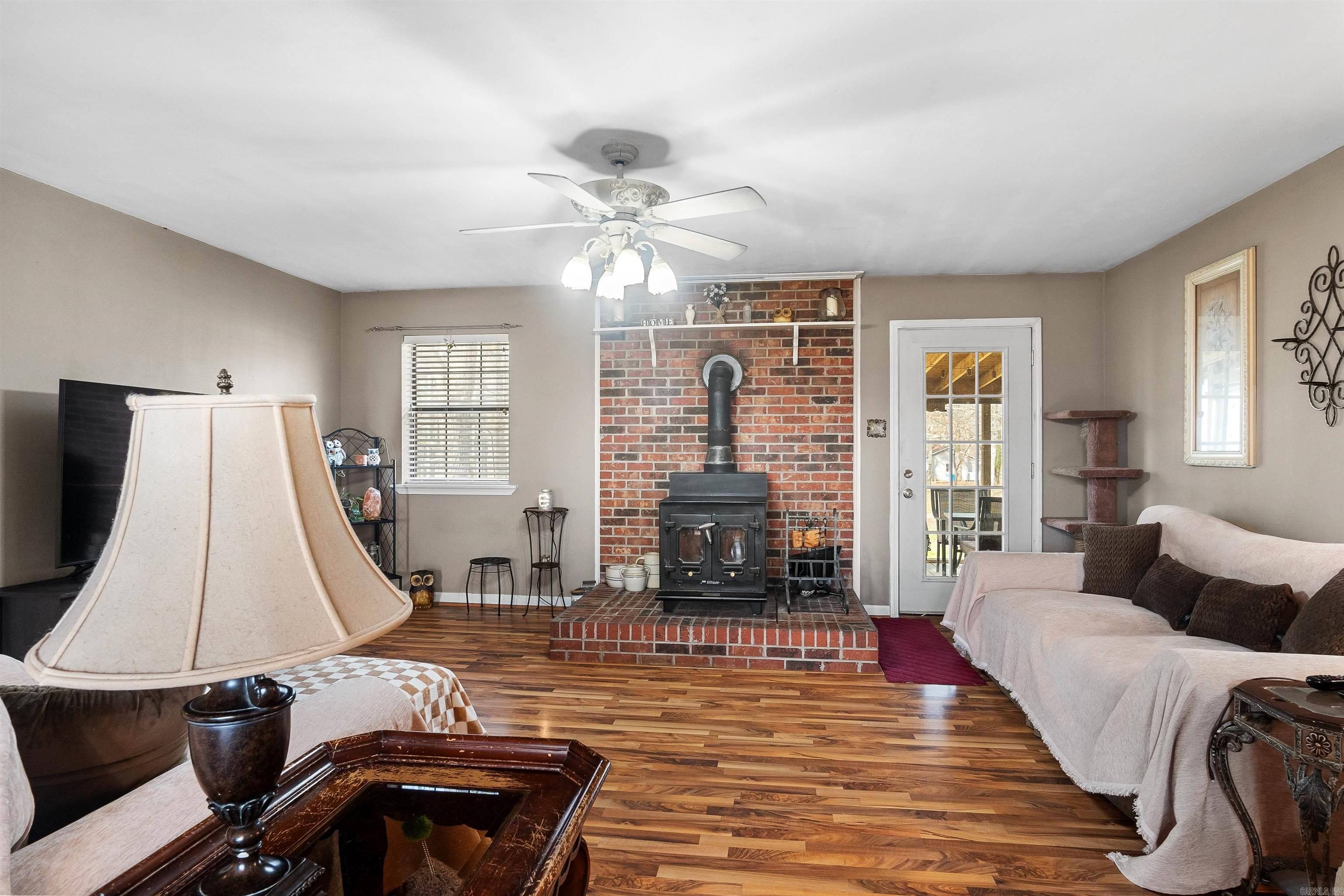 CINNAMON ACRES - Residential