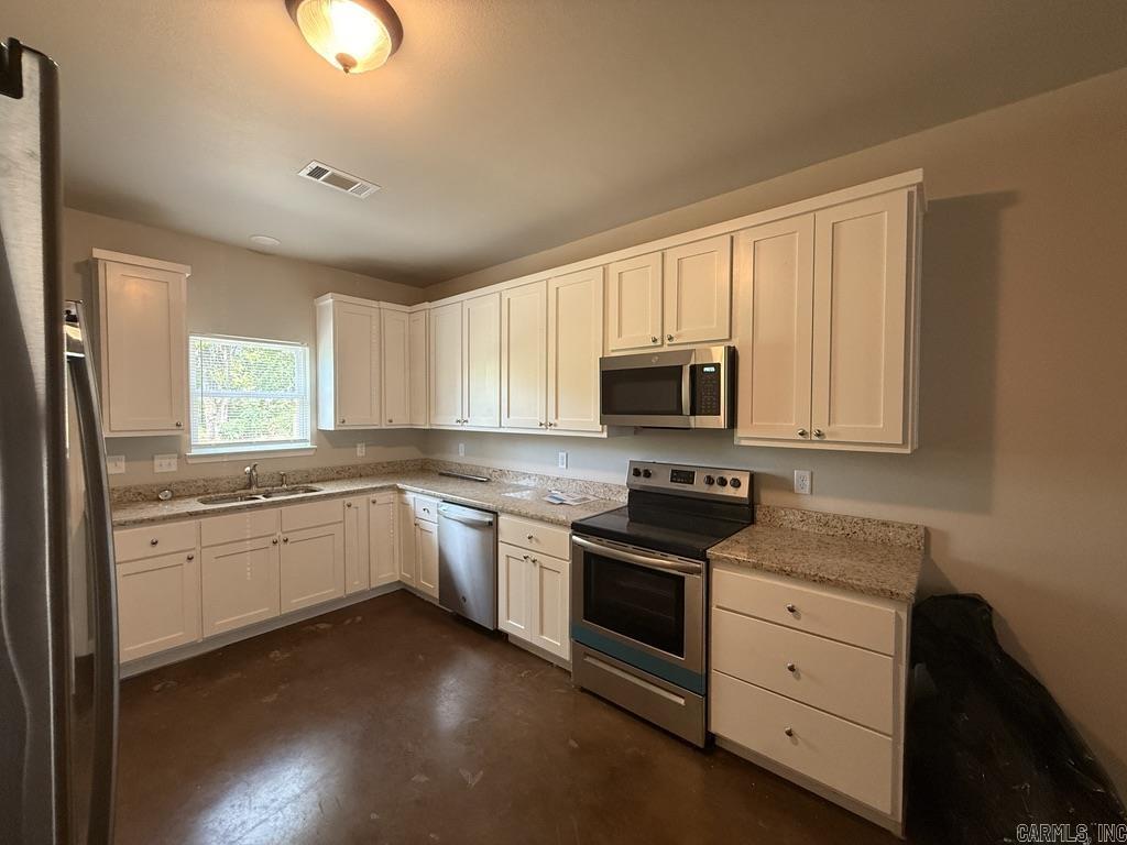 BT Laney - Residential Lease