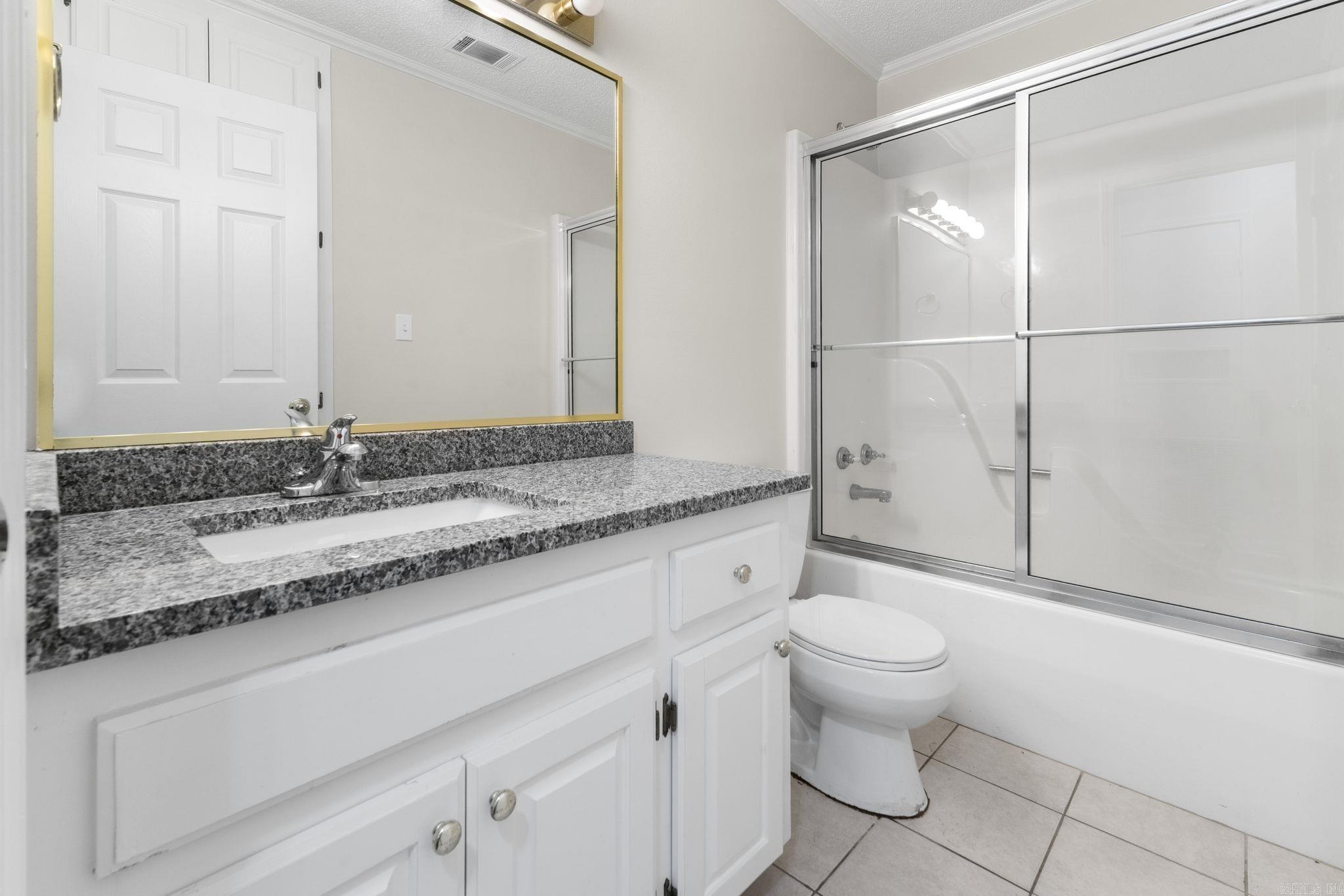 HIDDEN VALLEY - Residential