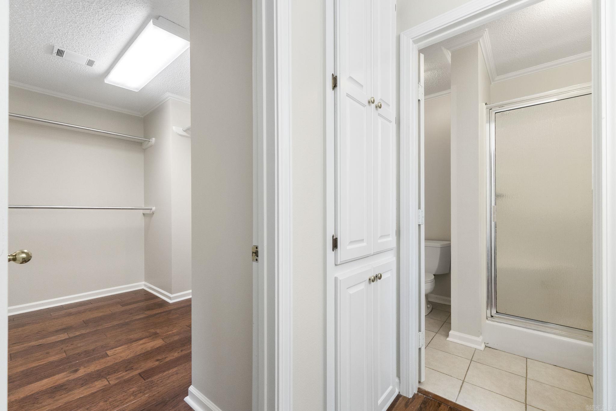 HIDDEN VALLEY - Residential