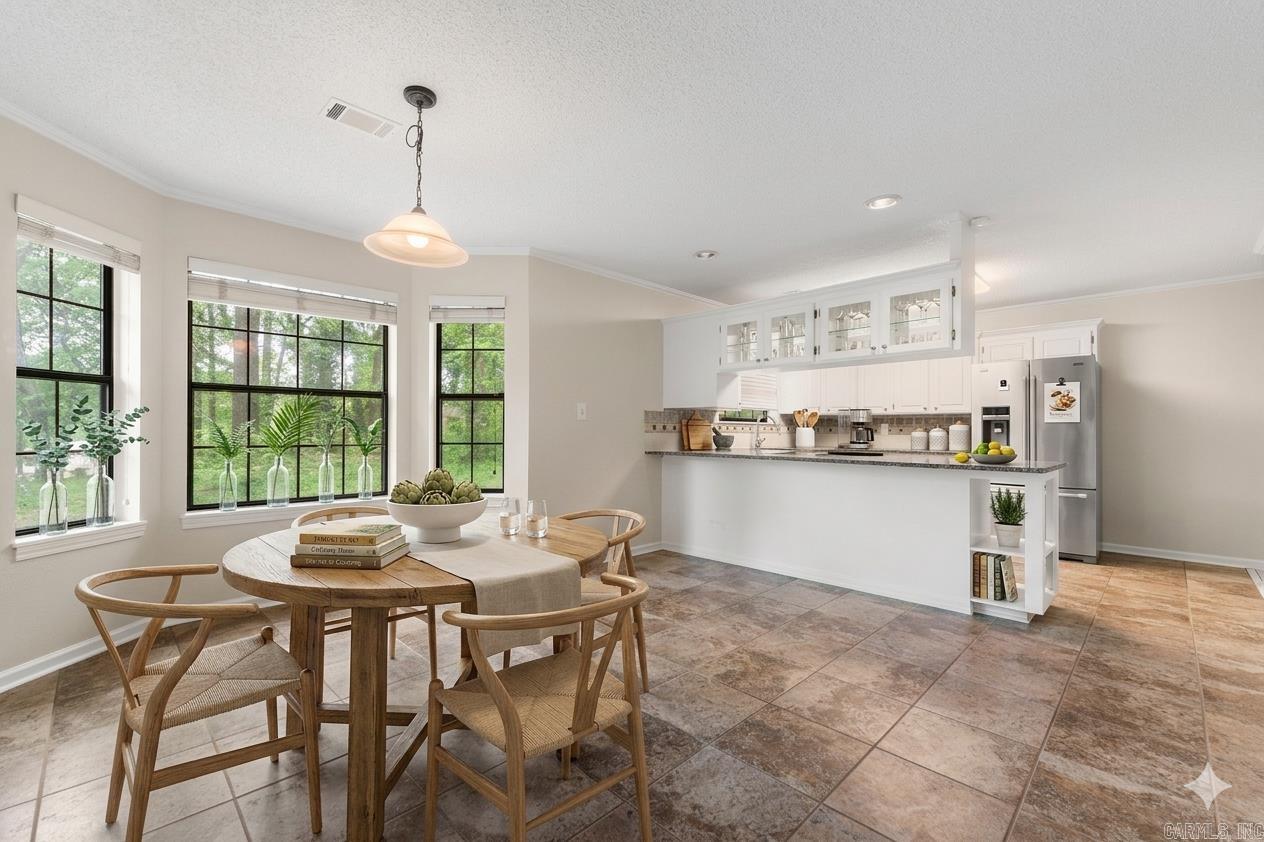 HIDDEN VALLEY - Residential