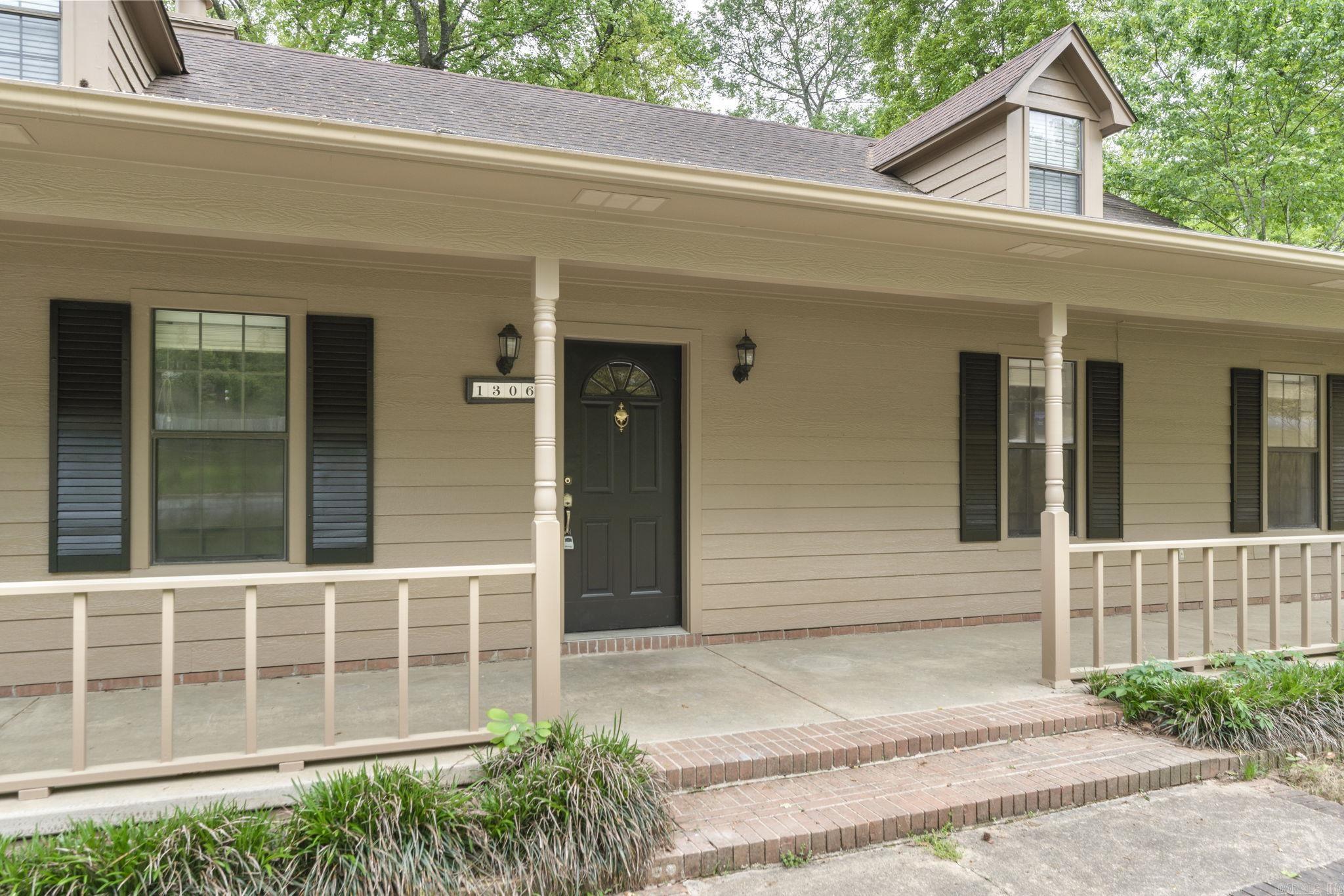 HIDDEN VALLEY - Residential