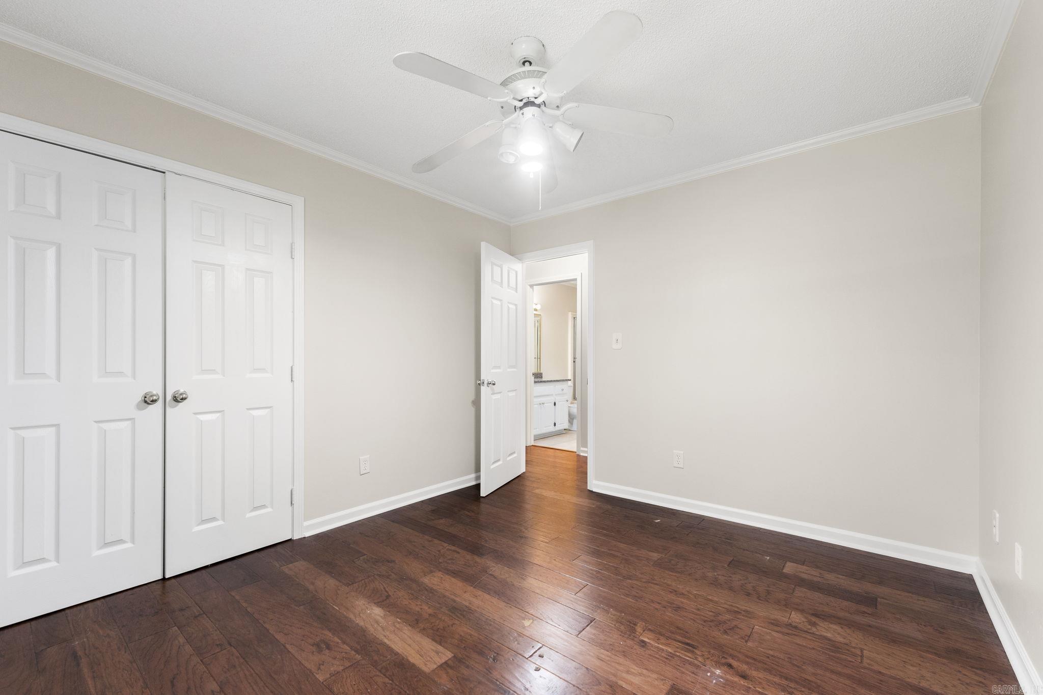 HIDDEN VALLEY - Residential