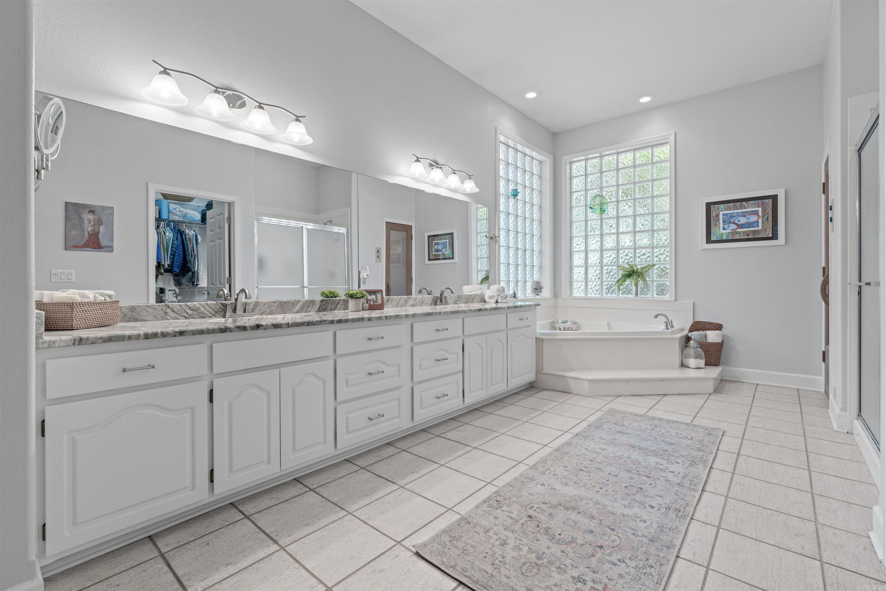 Isabella - Residential