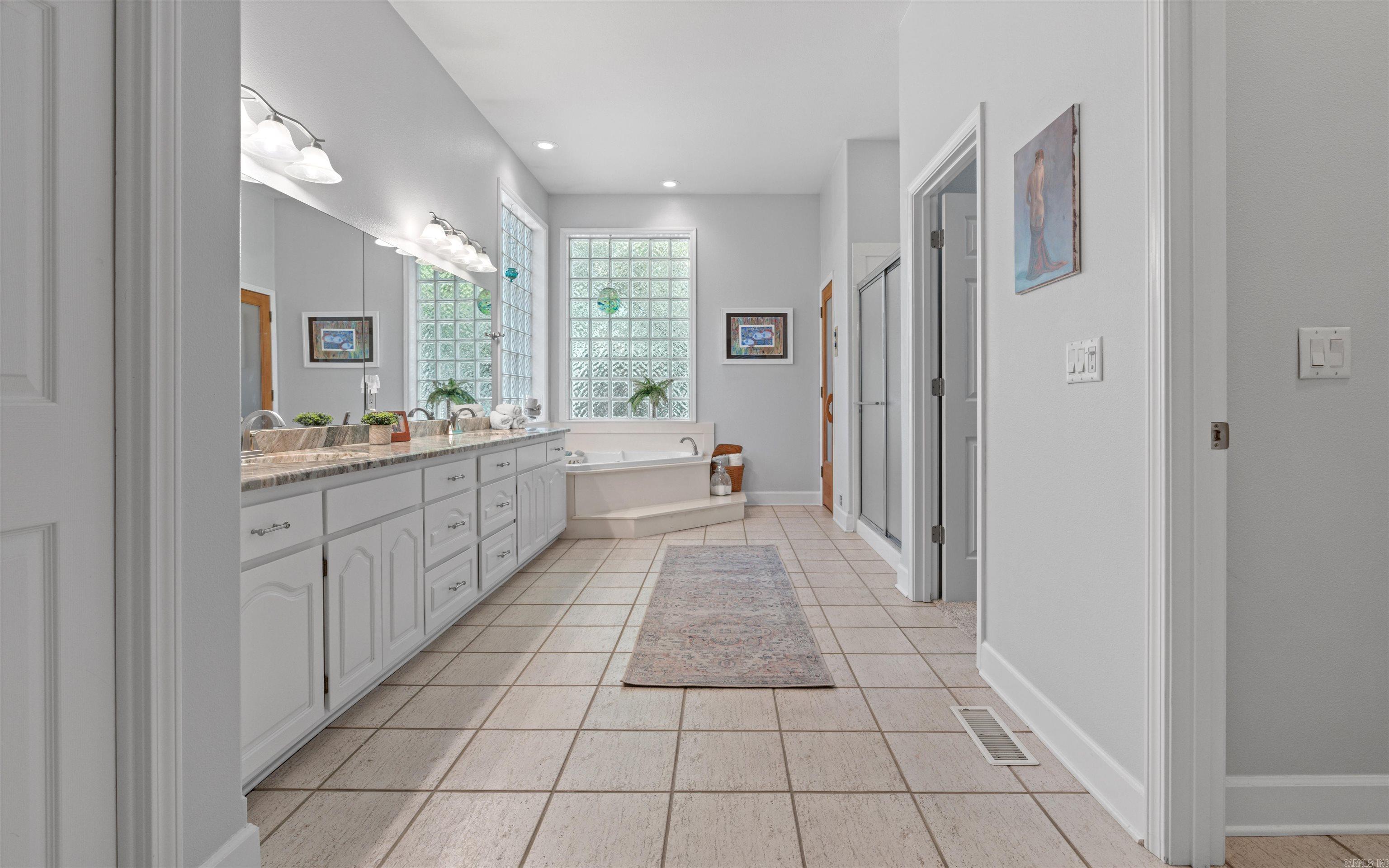 Isabella - Residential