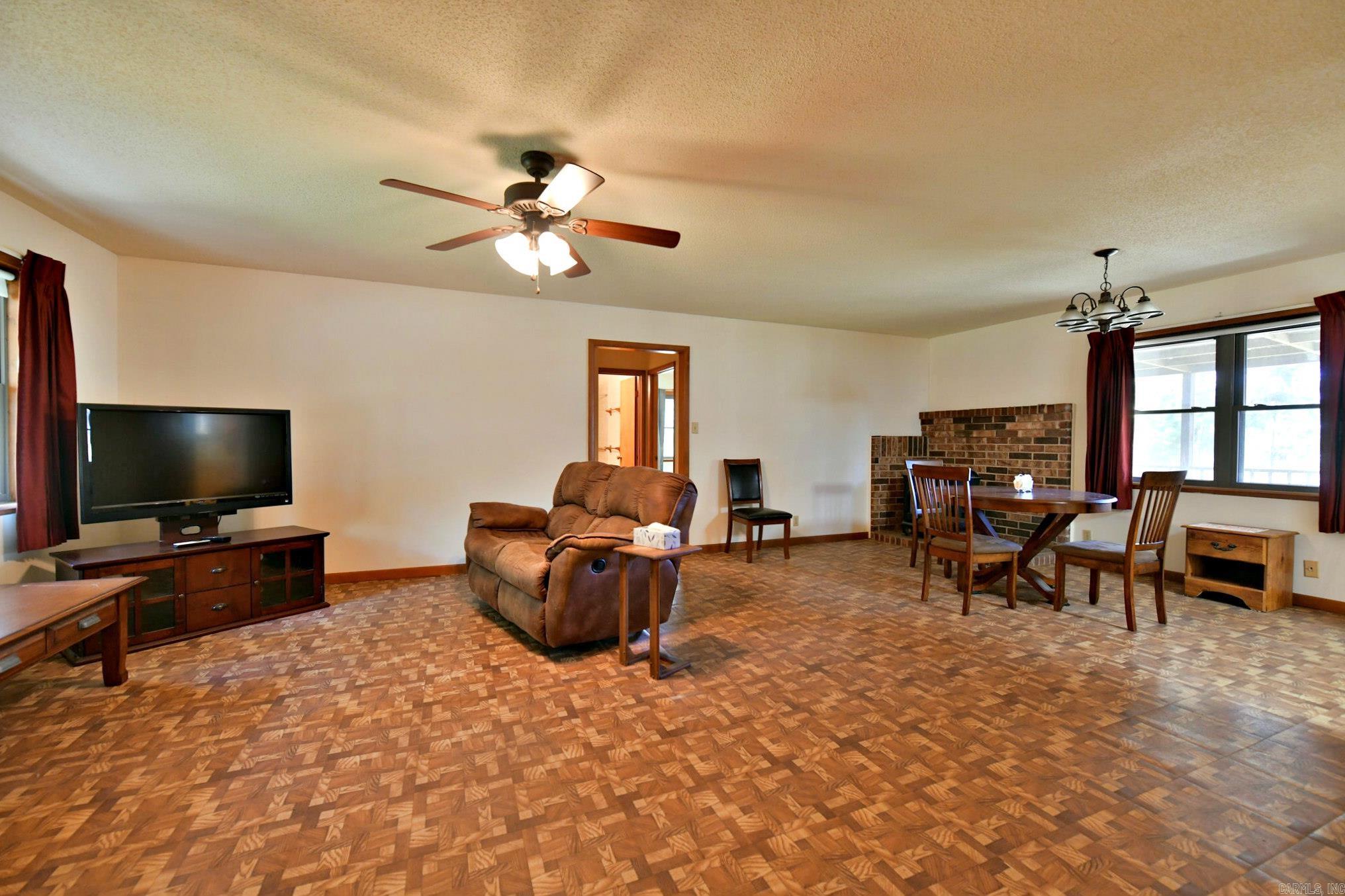 MOUNTAIN FORK (NO PARCELS) - Residential