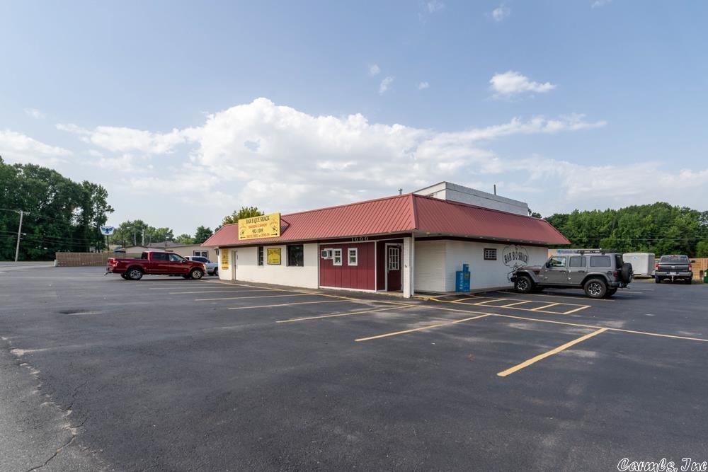 3N-10-30 - Commercial Sale