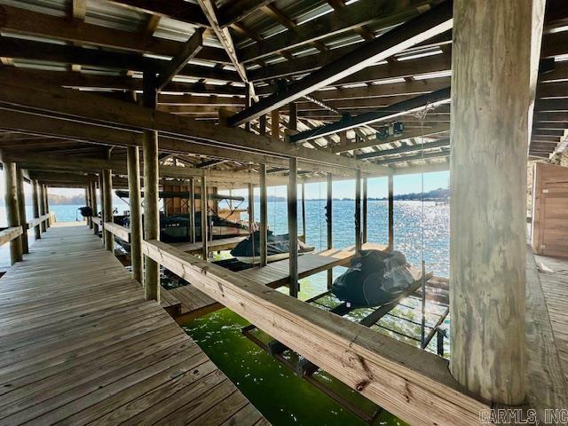 Horseshoe Lake - Residential