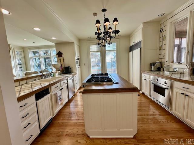 Horseshoe Lake - Residential