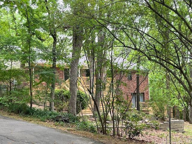 SECLUDED HILLS EST - Residential