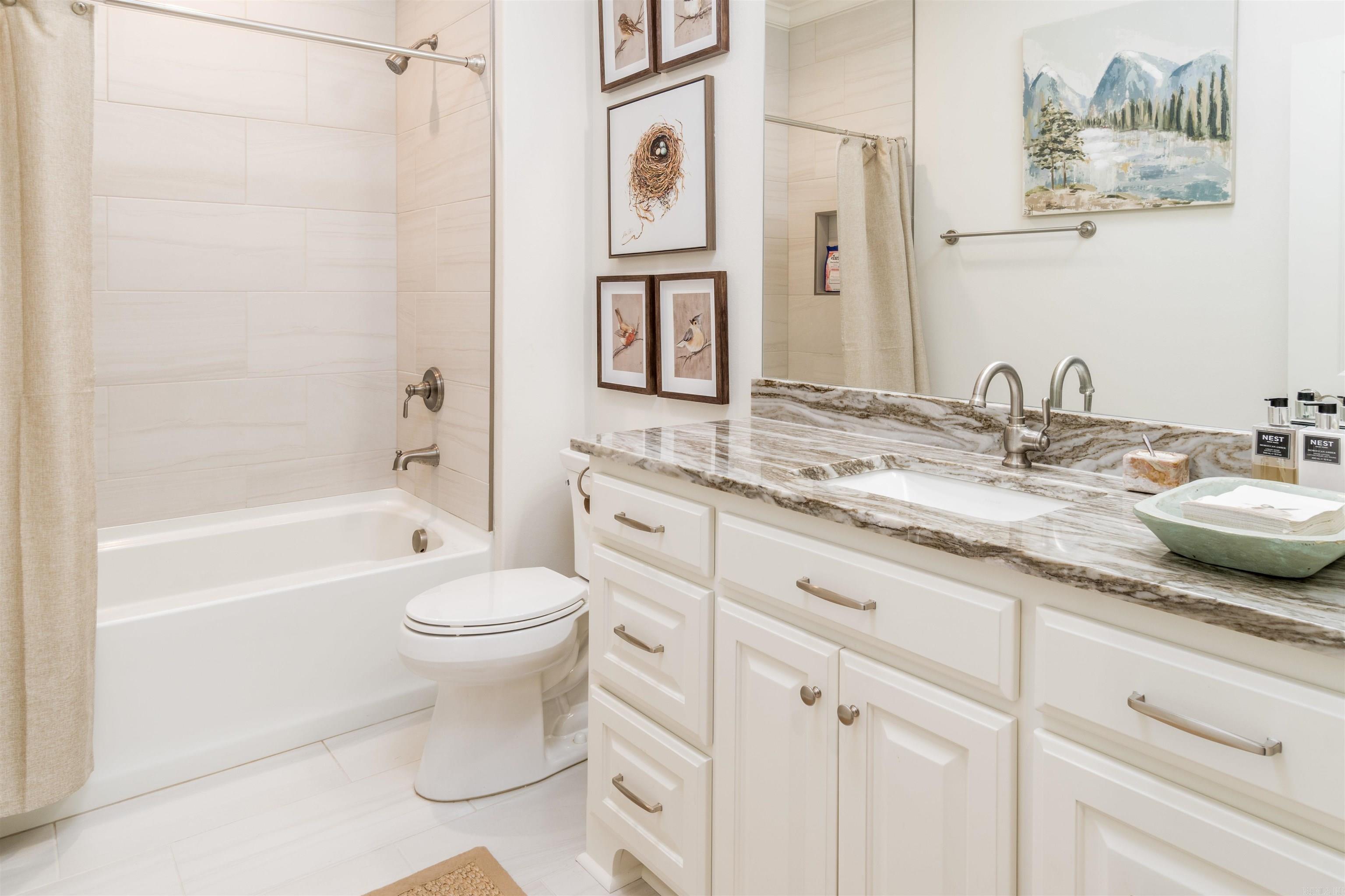 PACIFICA VILLAS - Residential