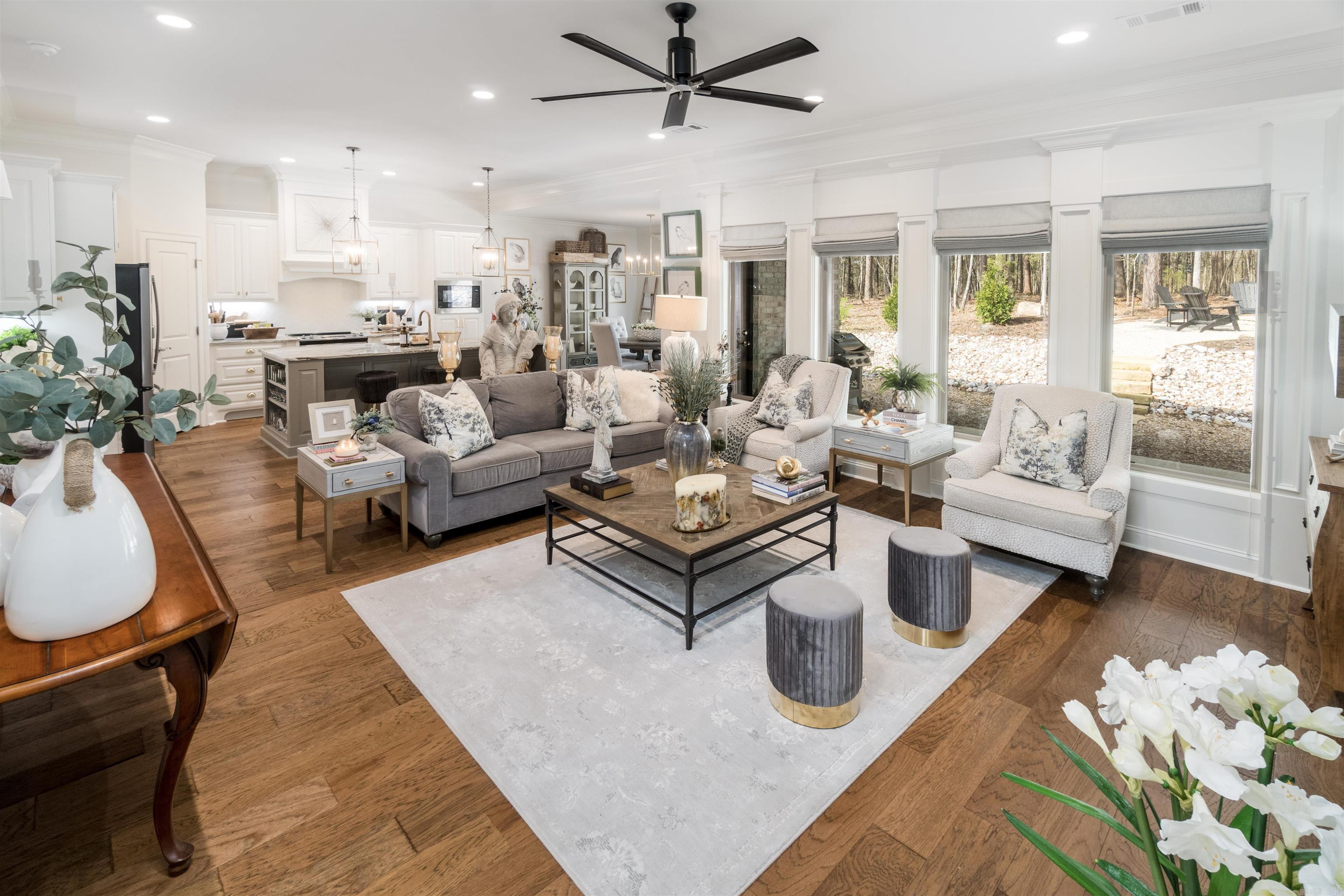 PACIFICA VILLAS - Residential