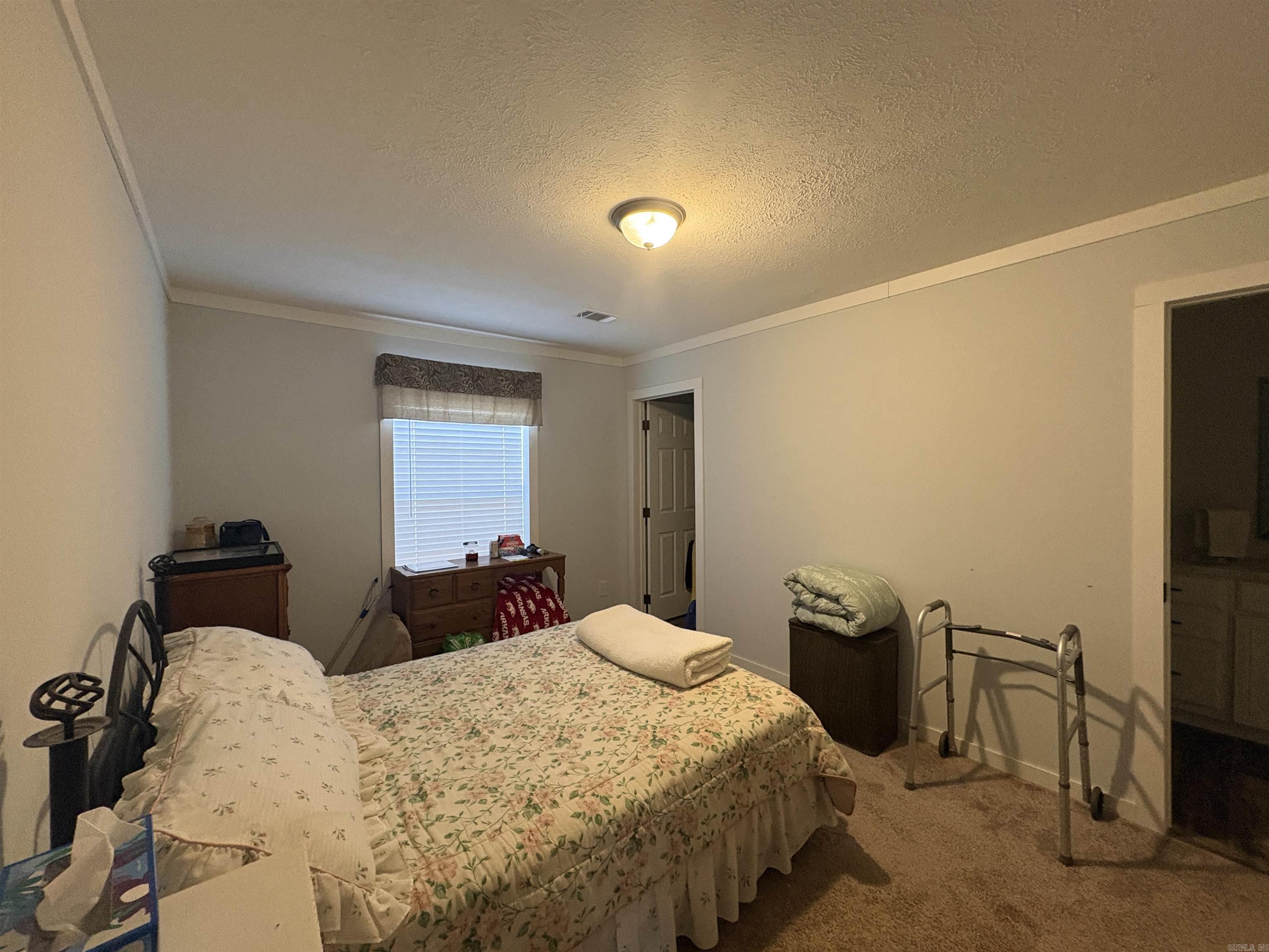 OAKVIEW ESTATES - Residential