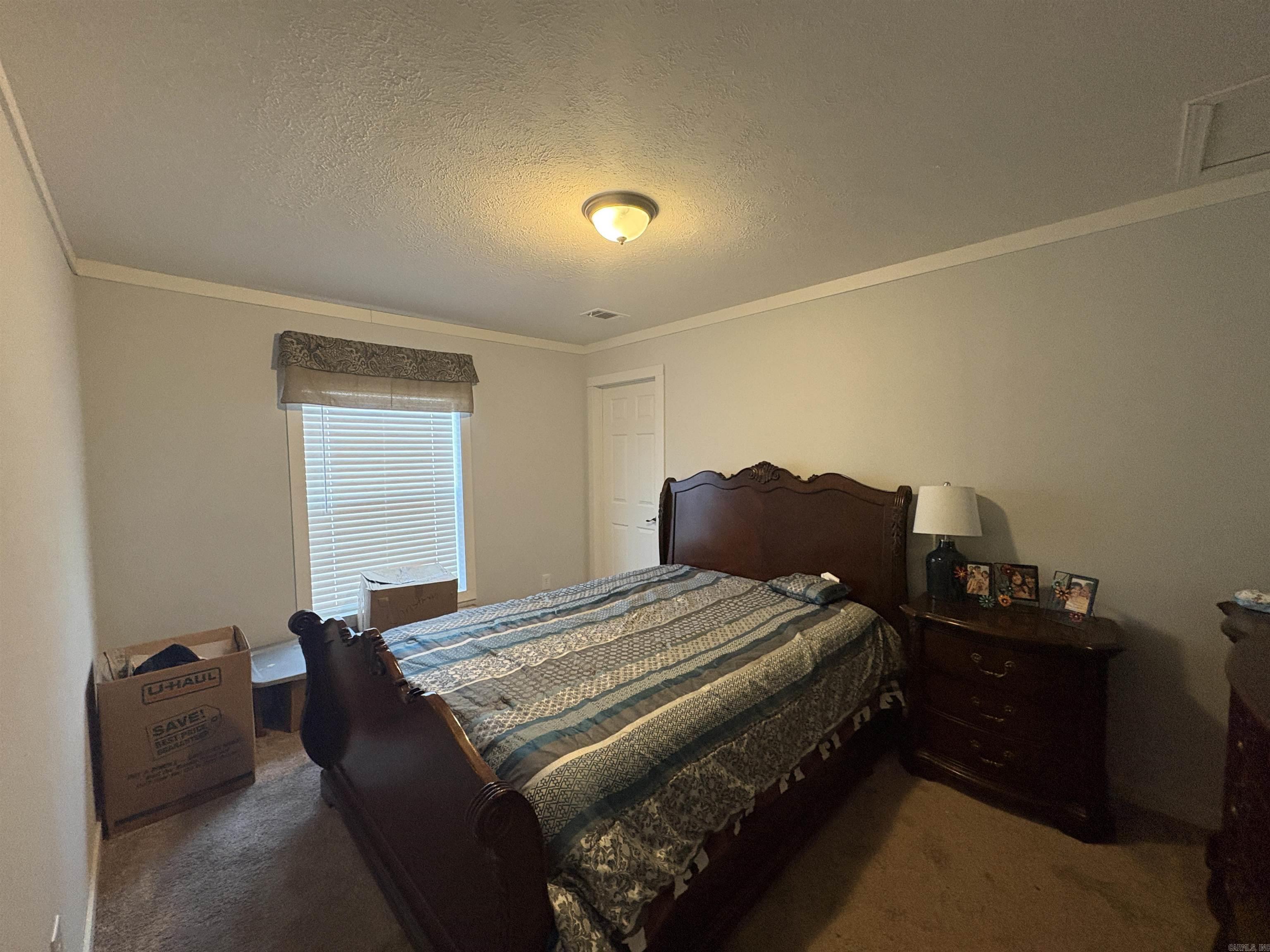 OAKVIEW ESTATES - Residential