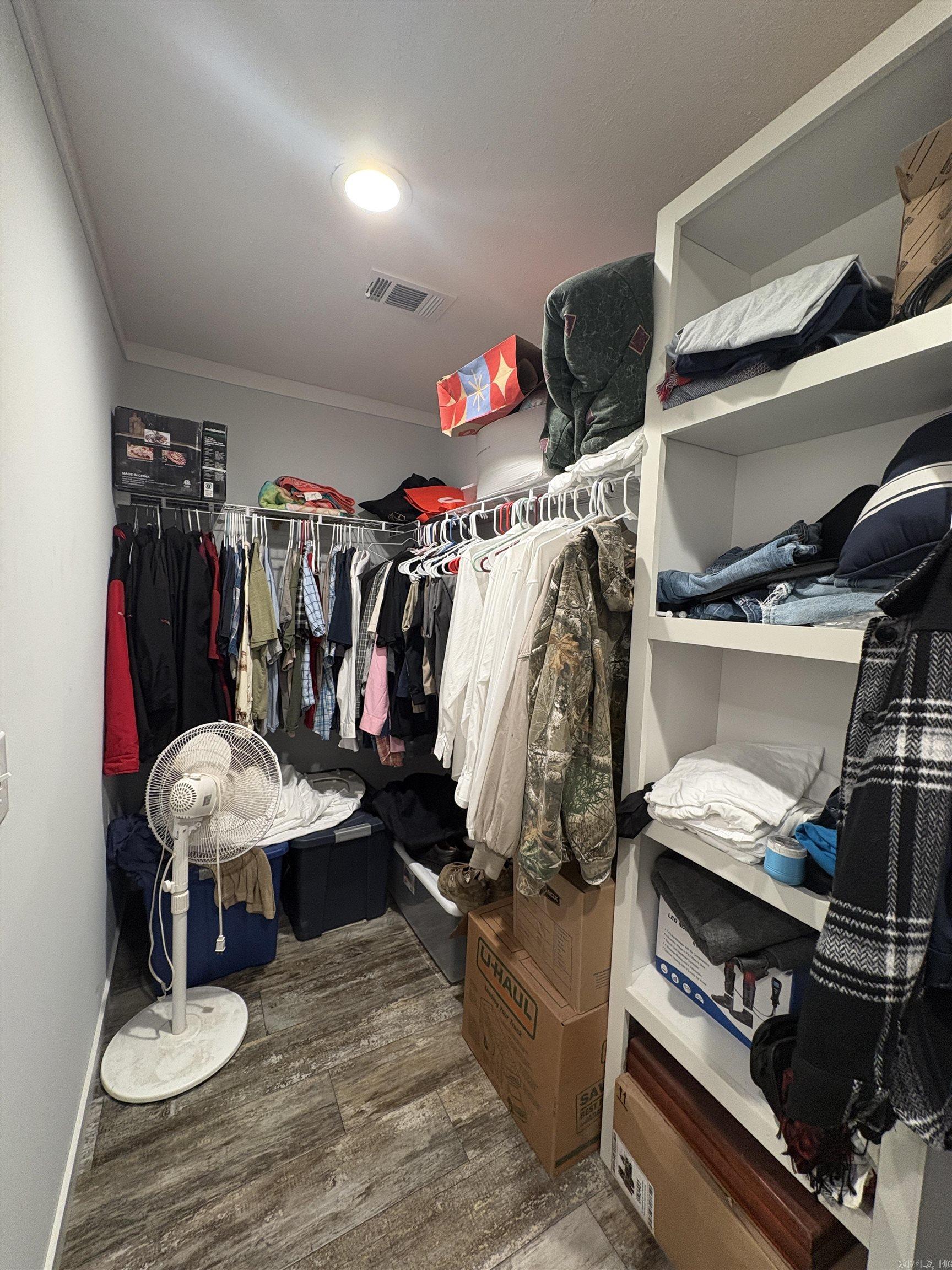 OAKVIEW ESTATES - Residential