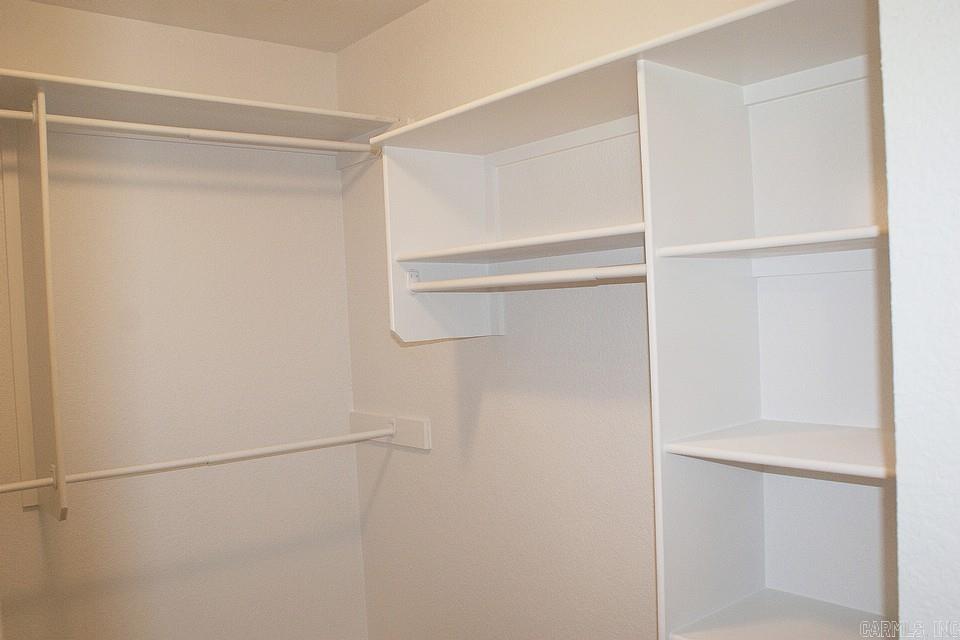 Fieldpointe - Residential Lease