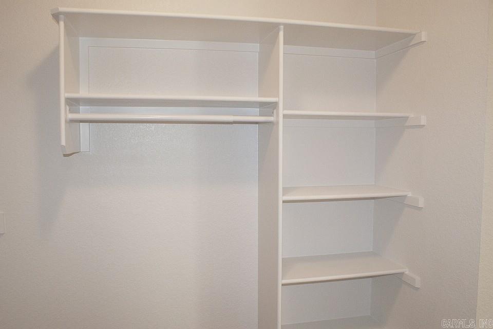 Fieldpointe - Residential Lease