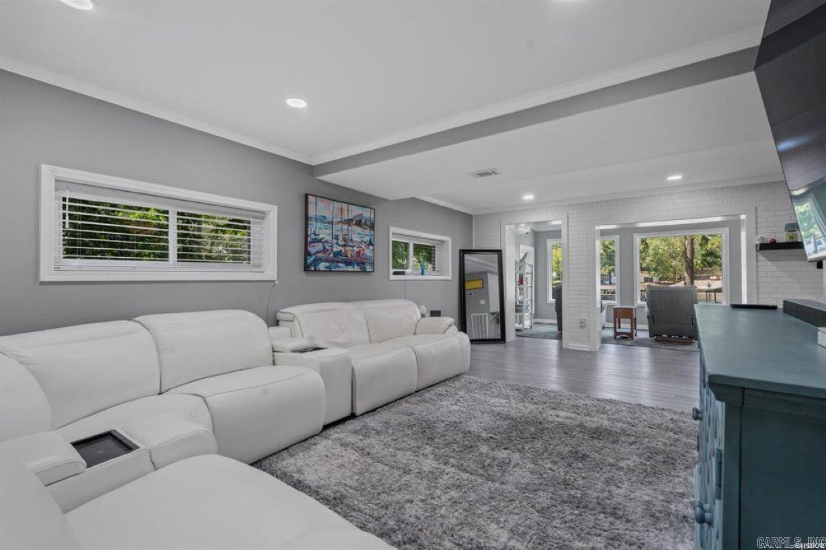 SUNSET ACRES - Residential