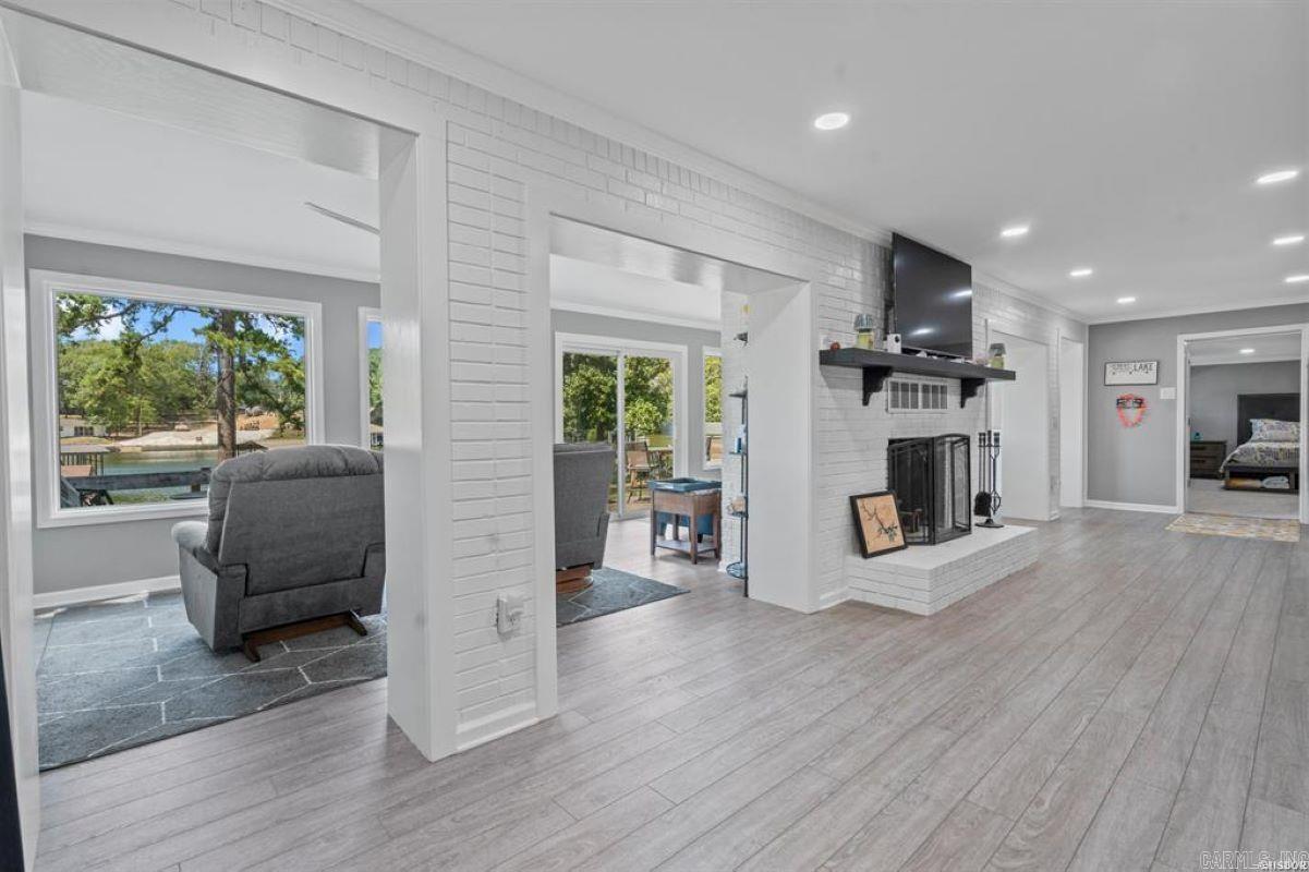 SUNSET ACRES - Residential