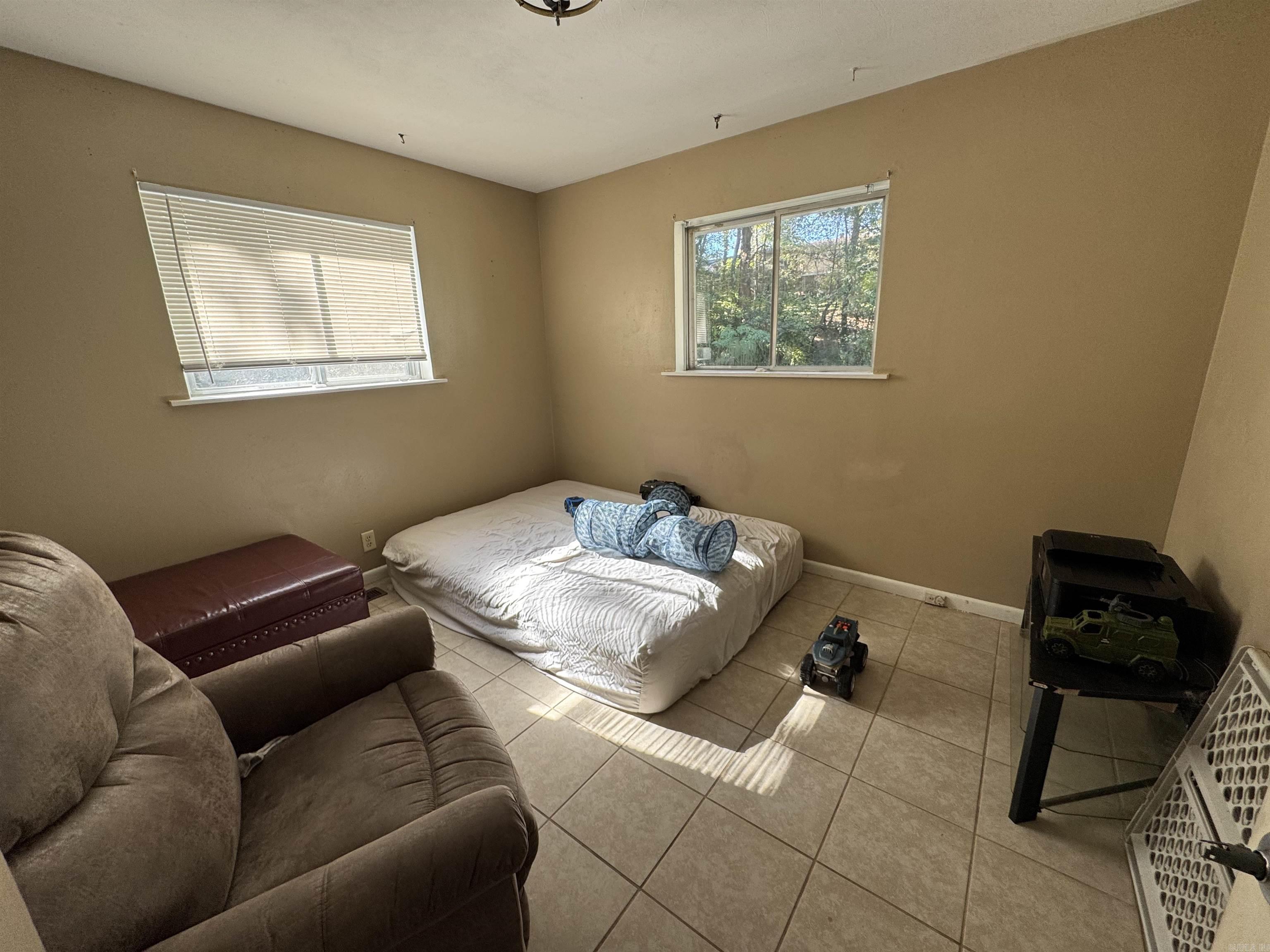 BELL GROVE - Residential