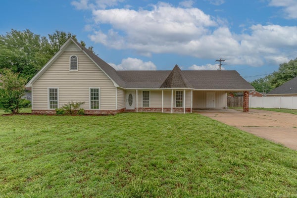504 HONEYSUCKLE LN, TRUMANN, AR 72472 - Image 242569a99d596fcd5cda5b47665b4eb8/1047577438
