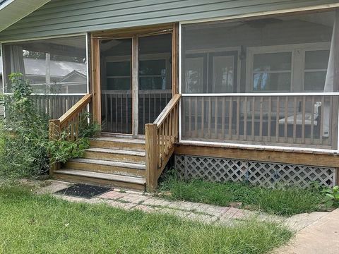 Photo of 33 Priest Lane Ln, Conway, AR 72032 (MLS # 26016291)