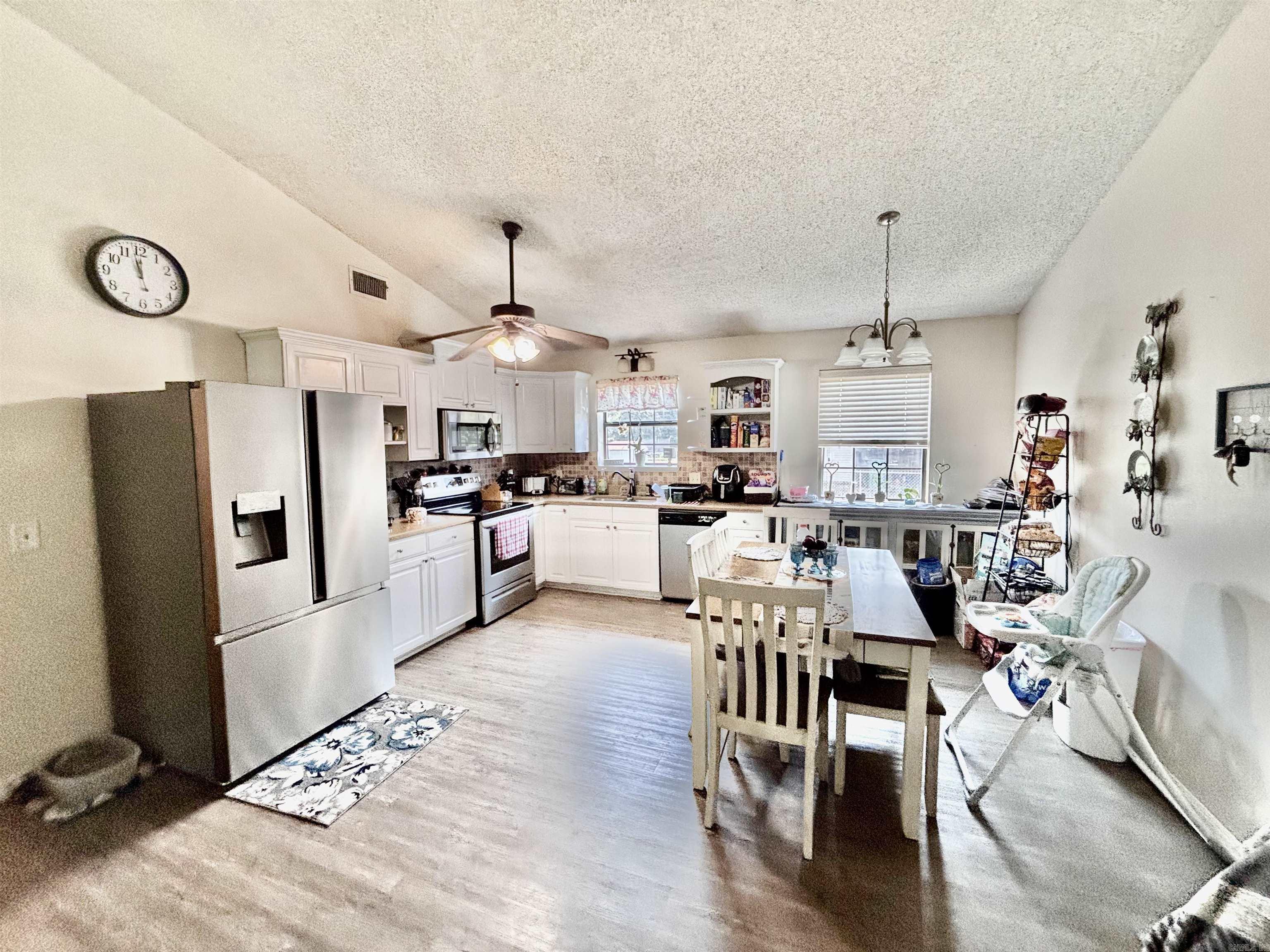 TUCKER WEST - Residential