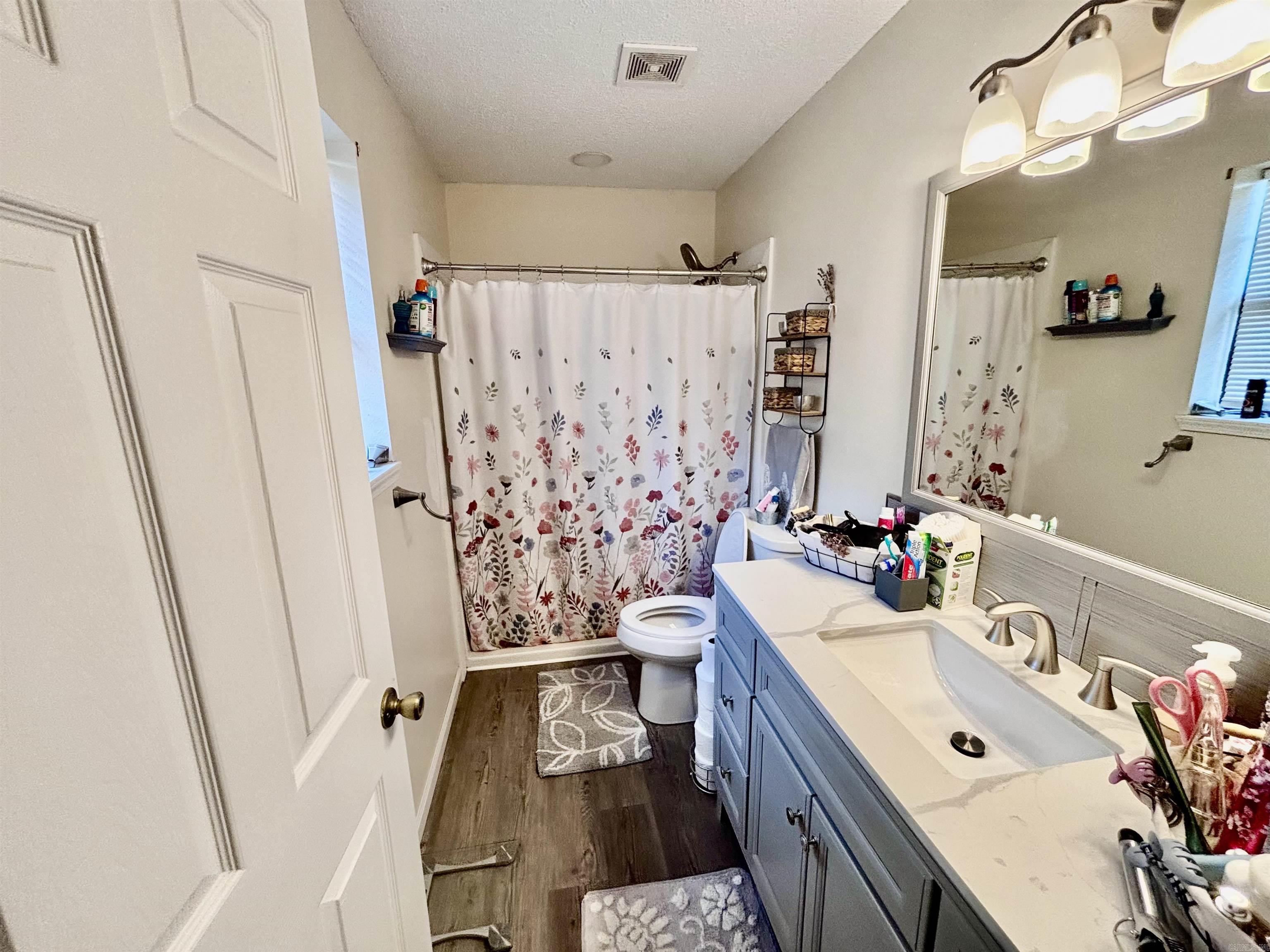 TUCKER WEST - Residential