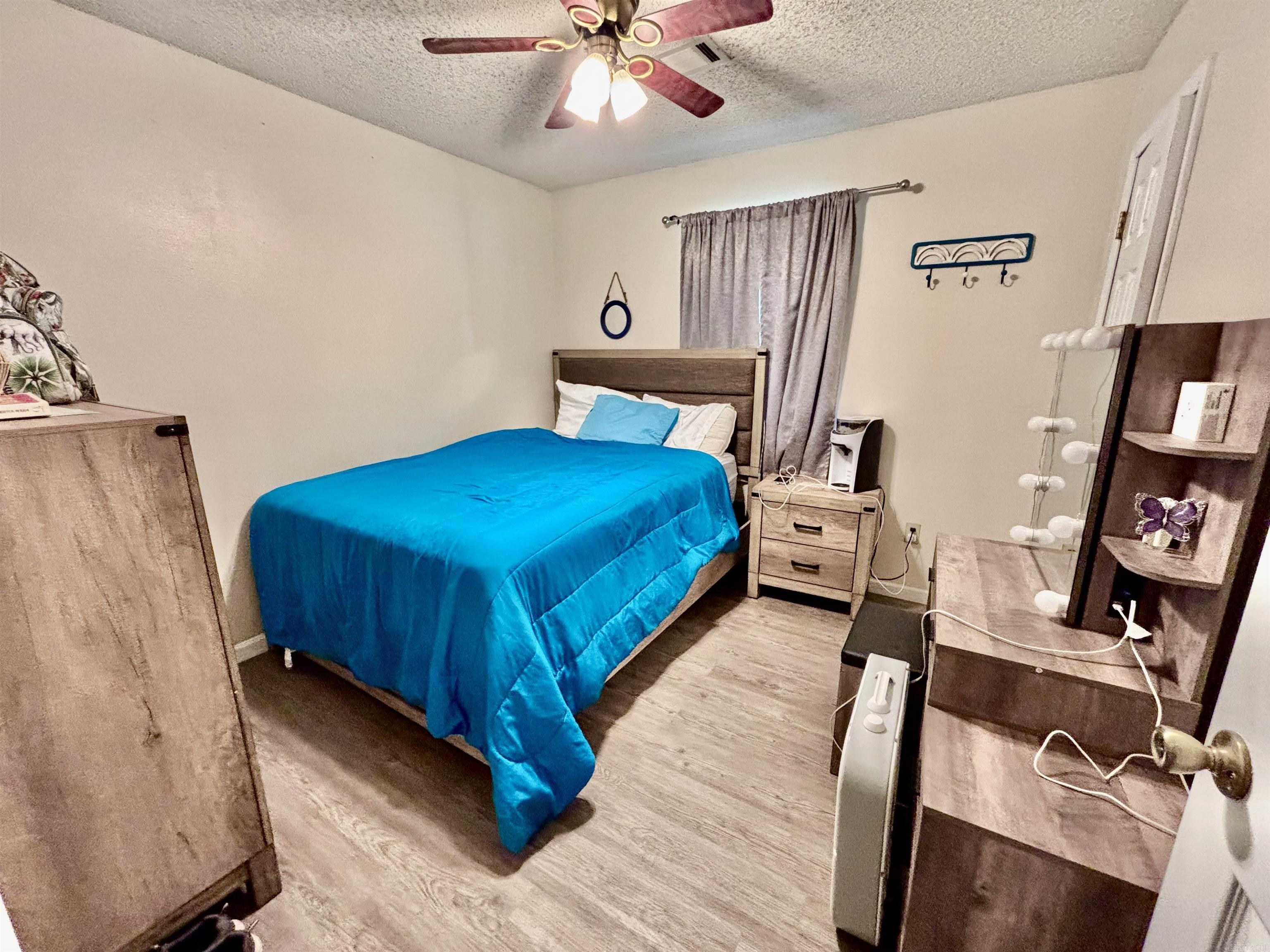 TUCKER WEST - Residential